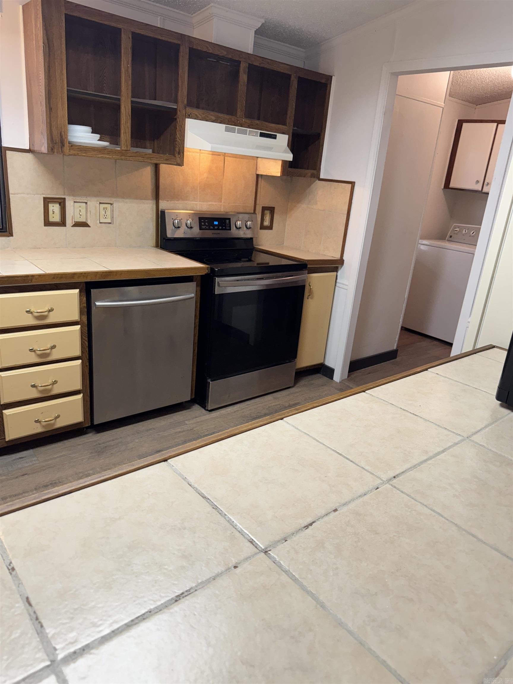 132  Amy Dr  Hot Springs, AR