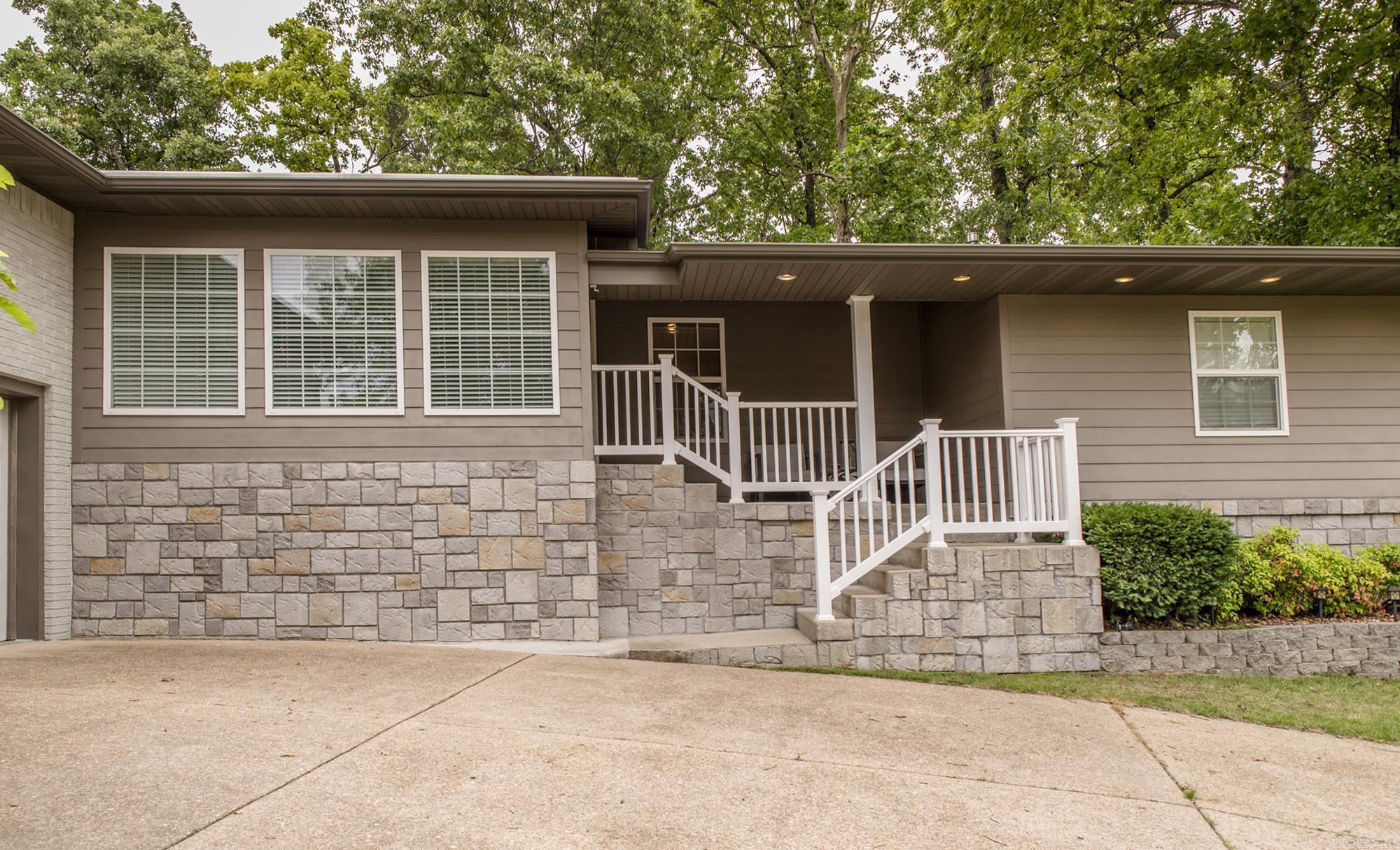 1741  Fairway Drive  Mountain Home, AR