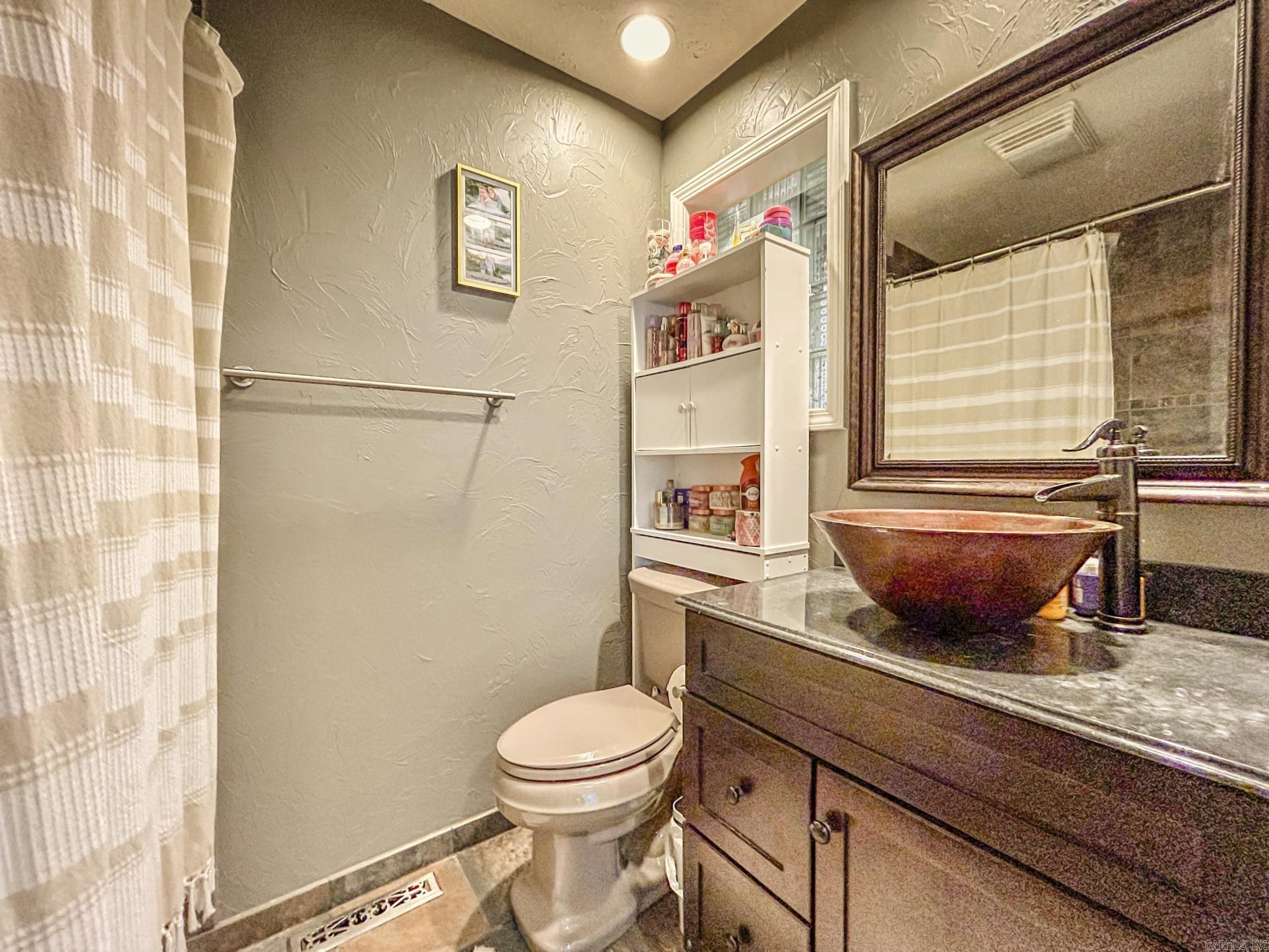 1741  Fairway Drive  Mountain Home, AR
