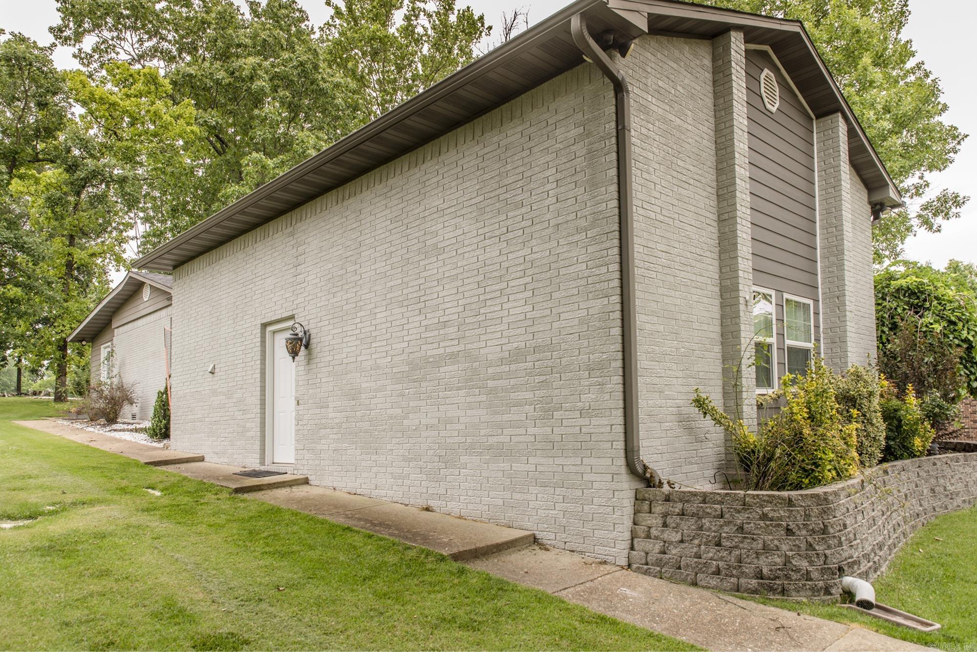 1741  Fairway Drive  Mountain Home, AR