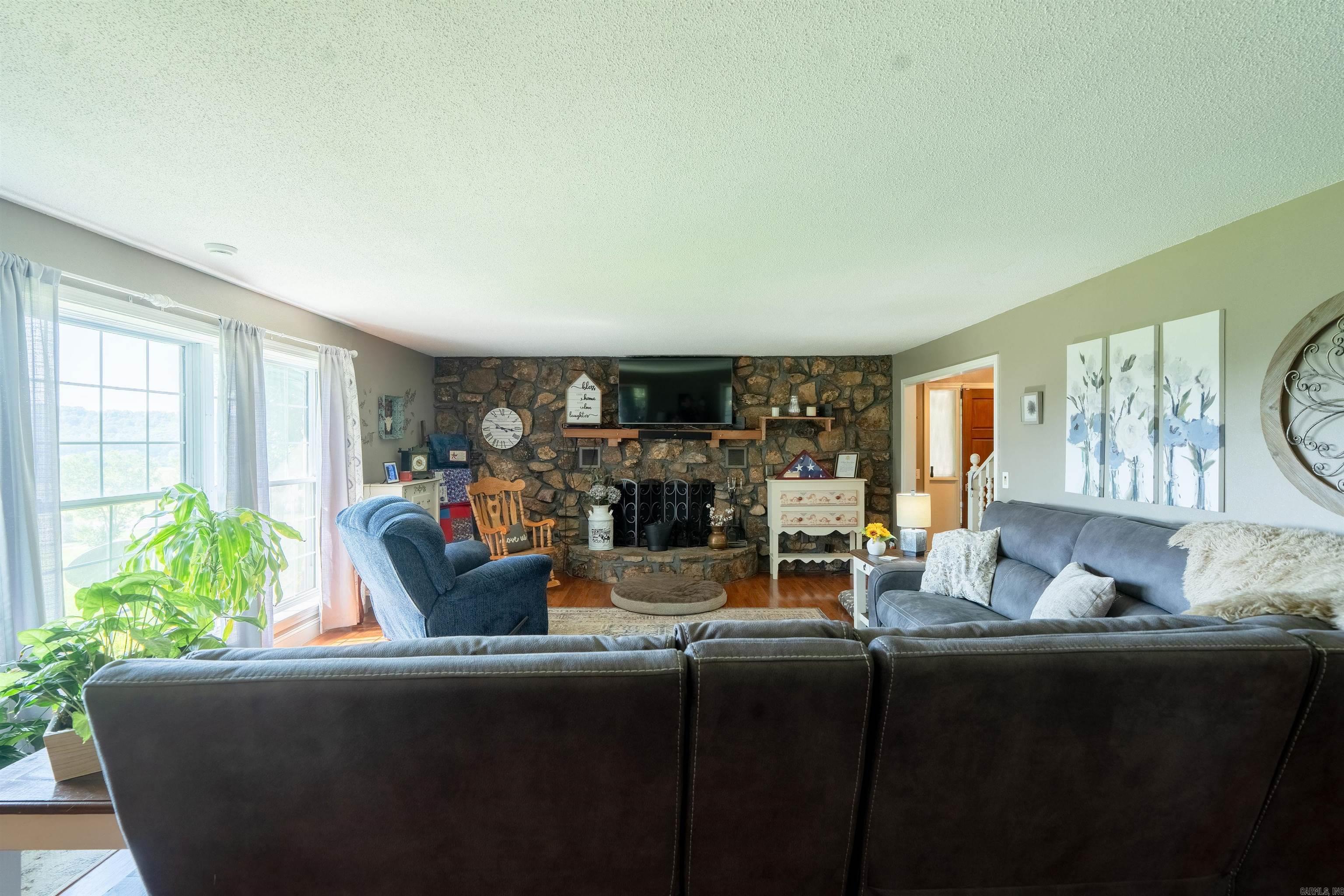 6435 Pangburn Road Pangburn, AR 72121