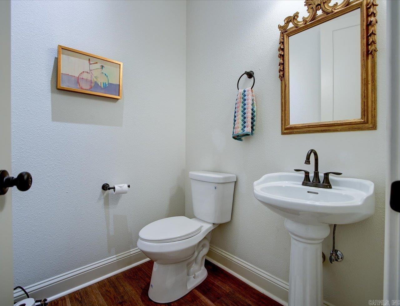 120  Blue Moon  Hot Springs, AR