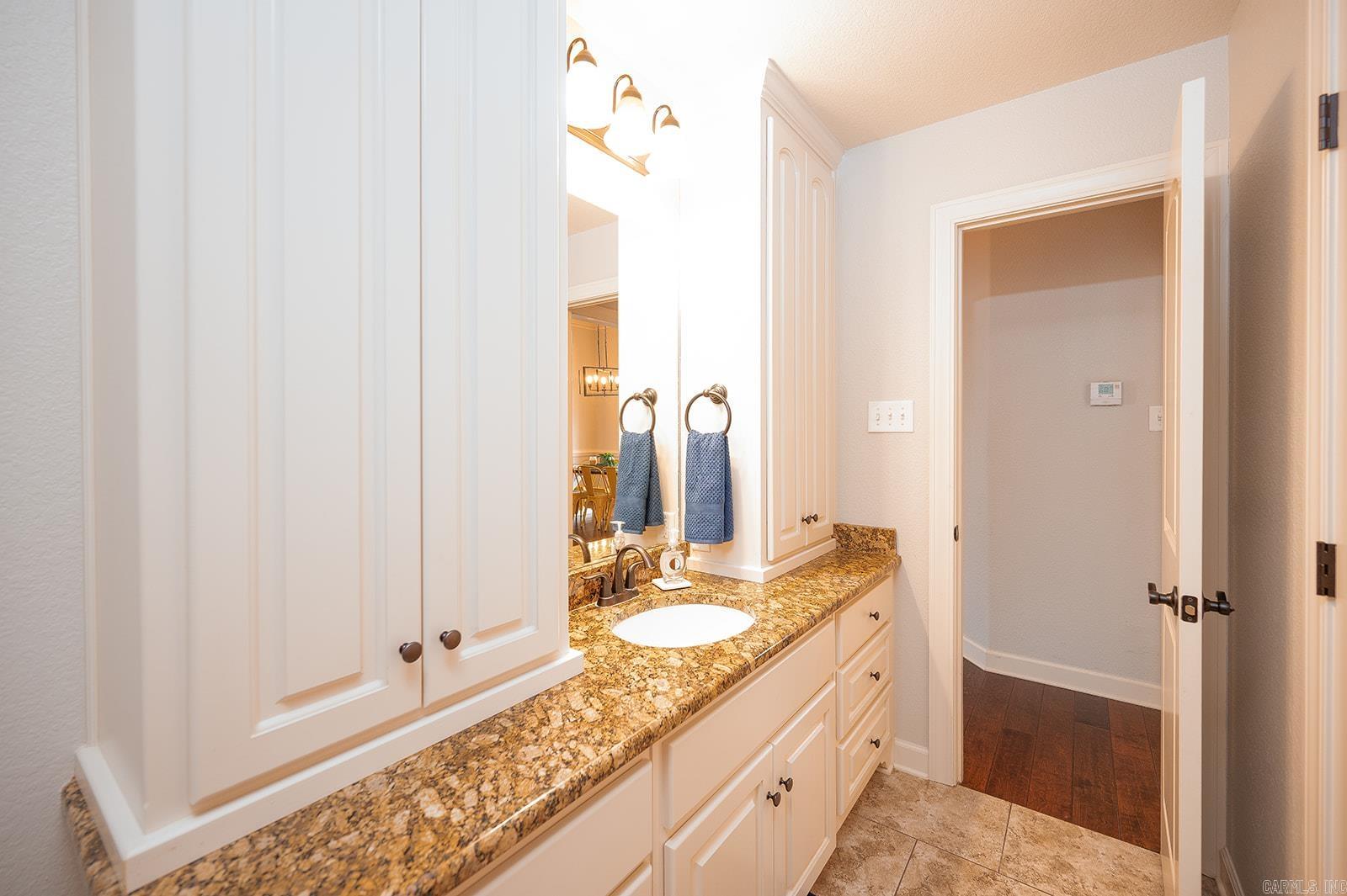 2355  Lakeshore Ln  Cabot, AR