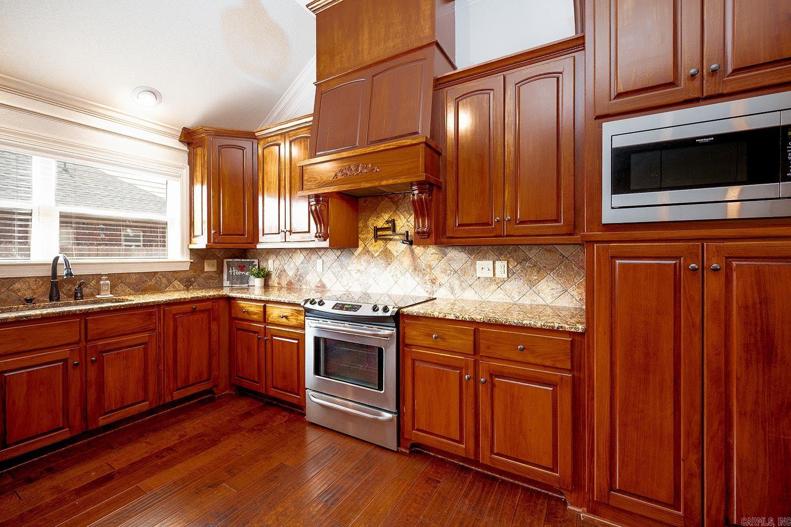 2355  Lakeshore Ln  Cabot, AR