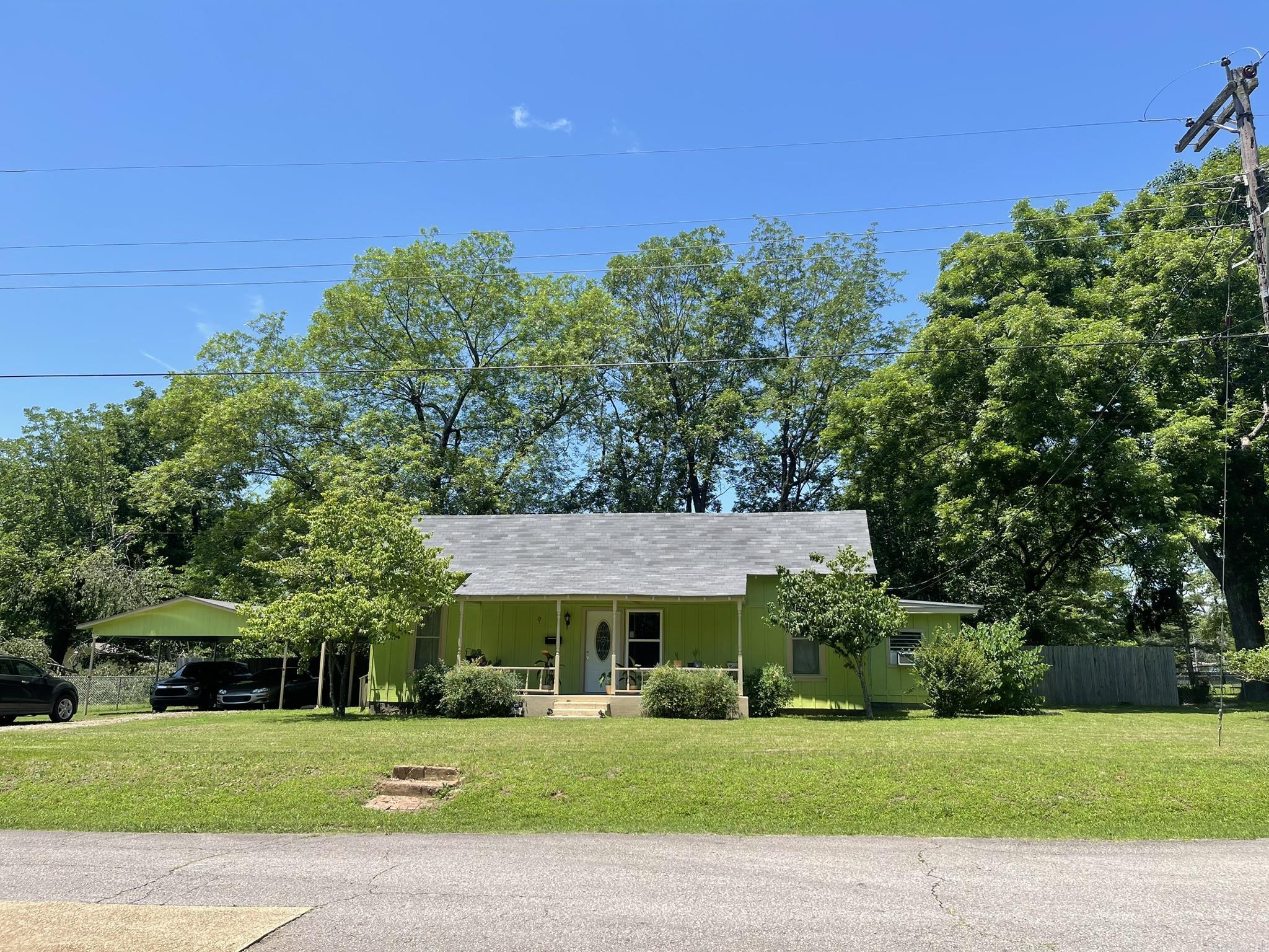 210  Gann Street  Mena, AR