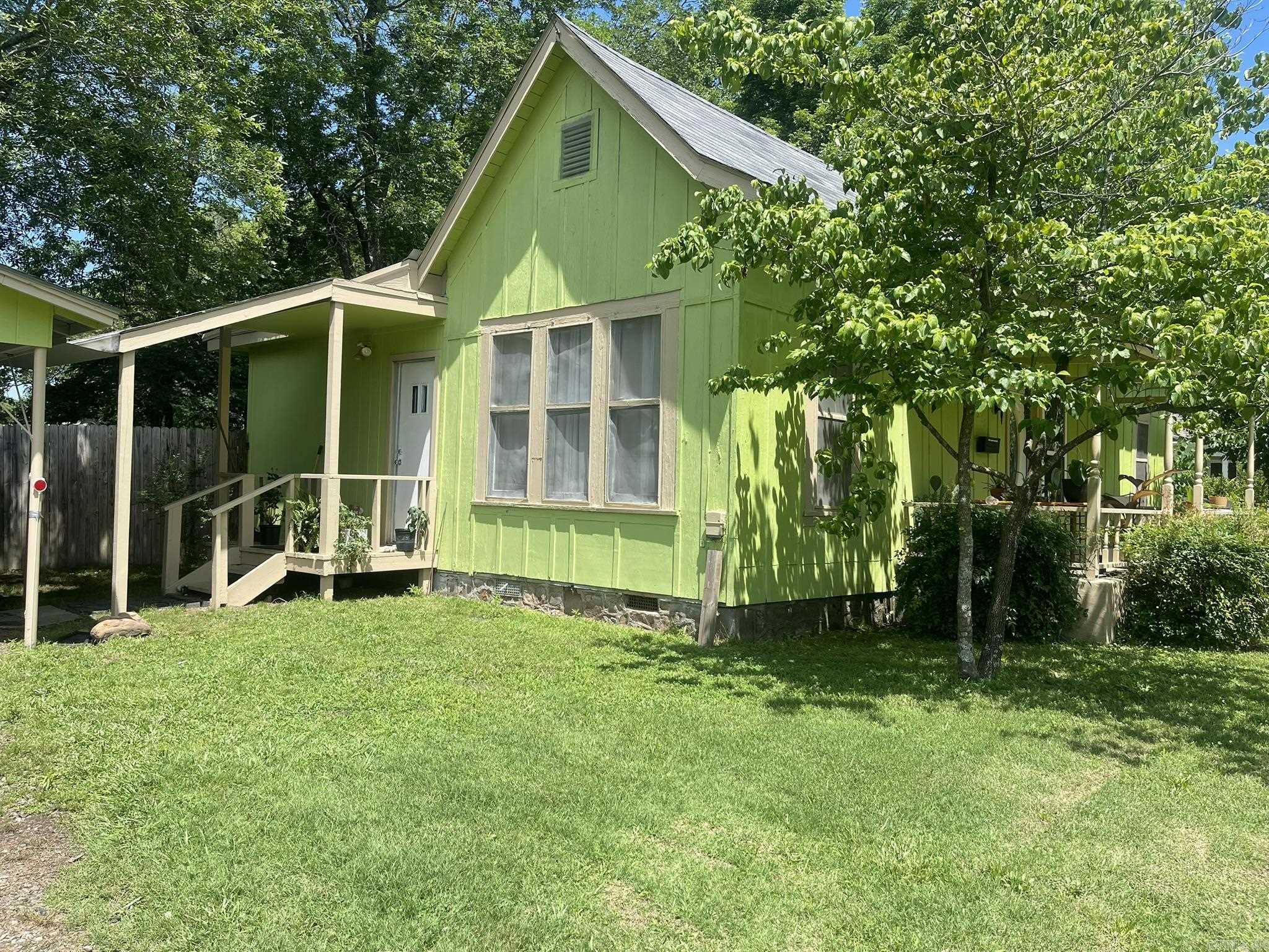 210  Gann Street  Mena, AR