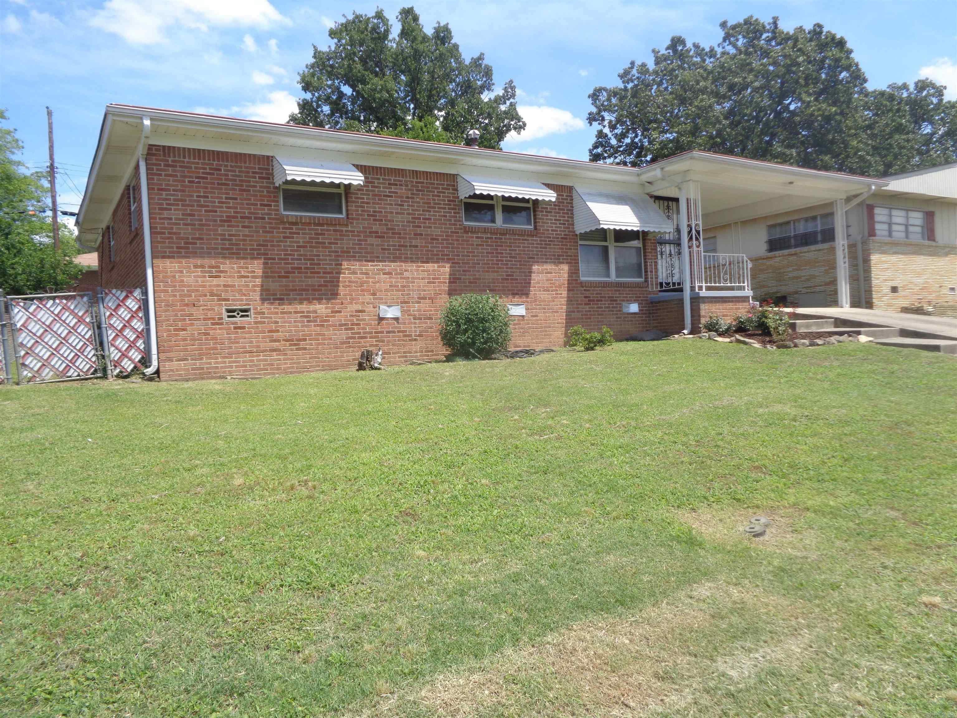 7  Chicago  Little Rock, AR