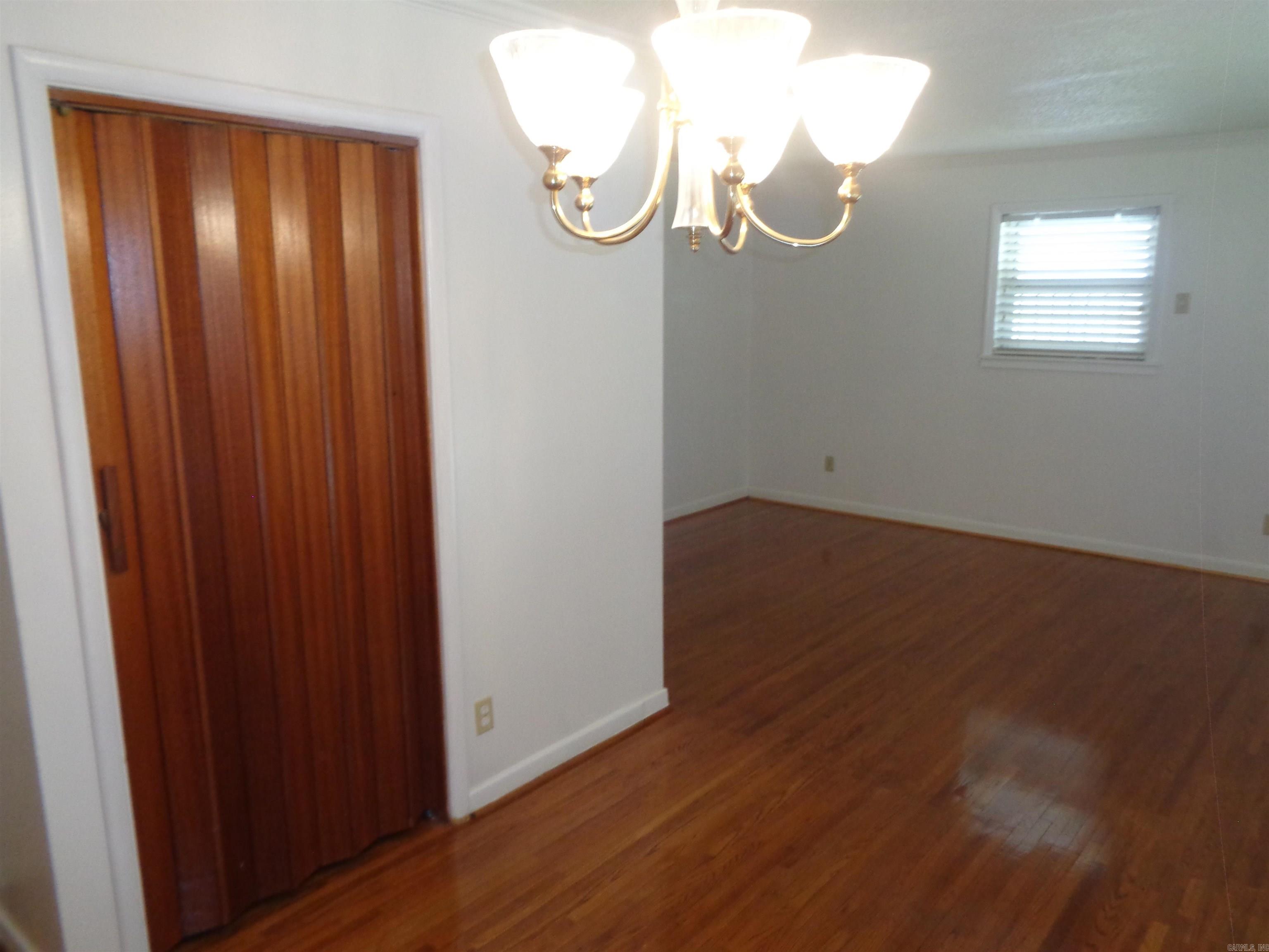 7  Chicago  Little Rock, AR