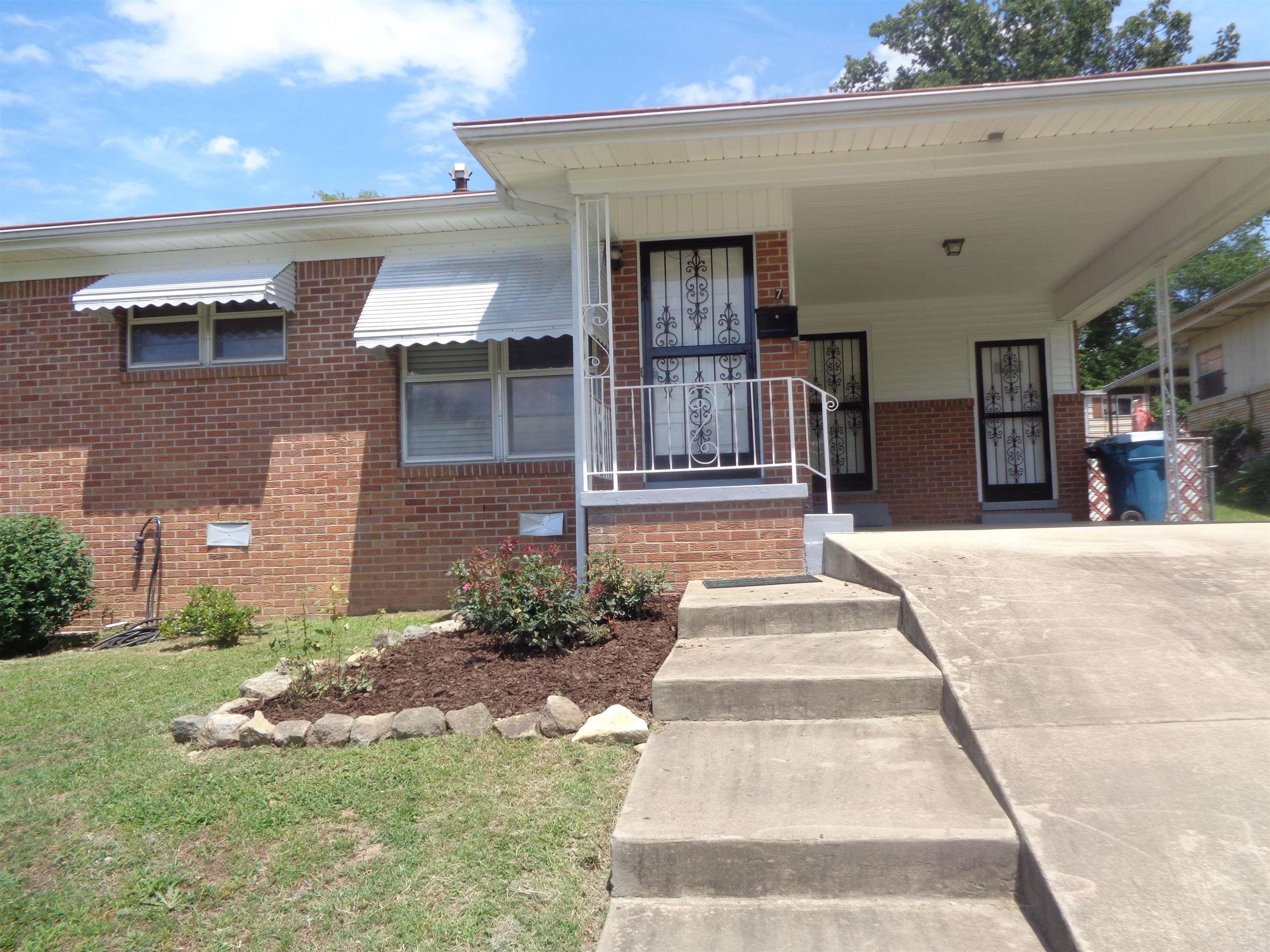 7  Chicago  Little Rock, AR