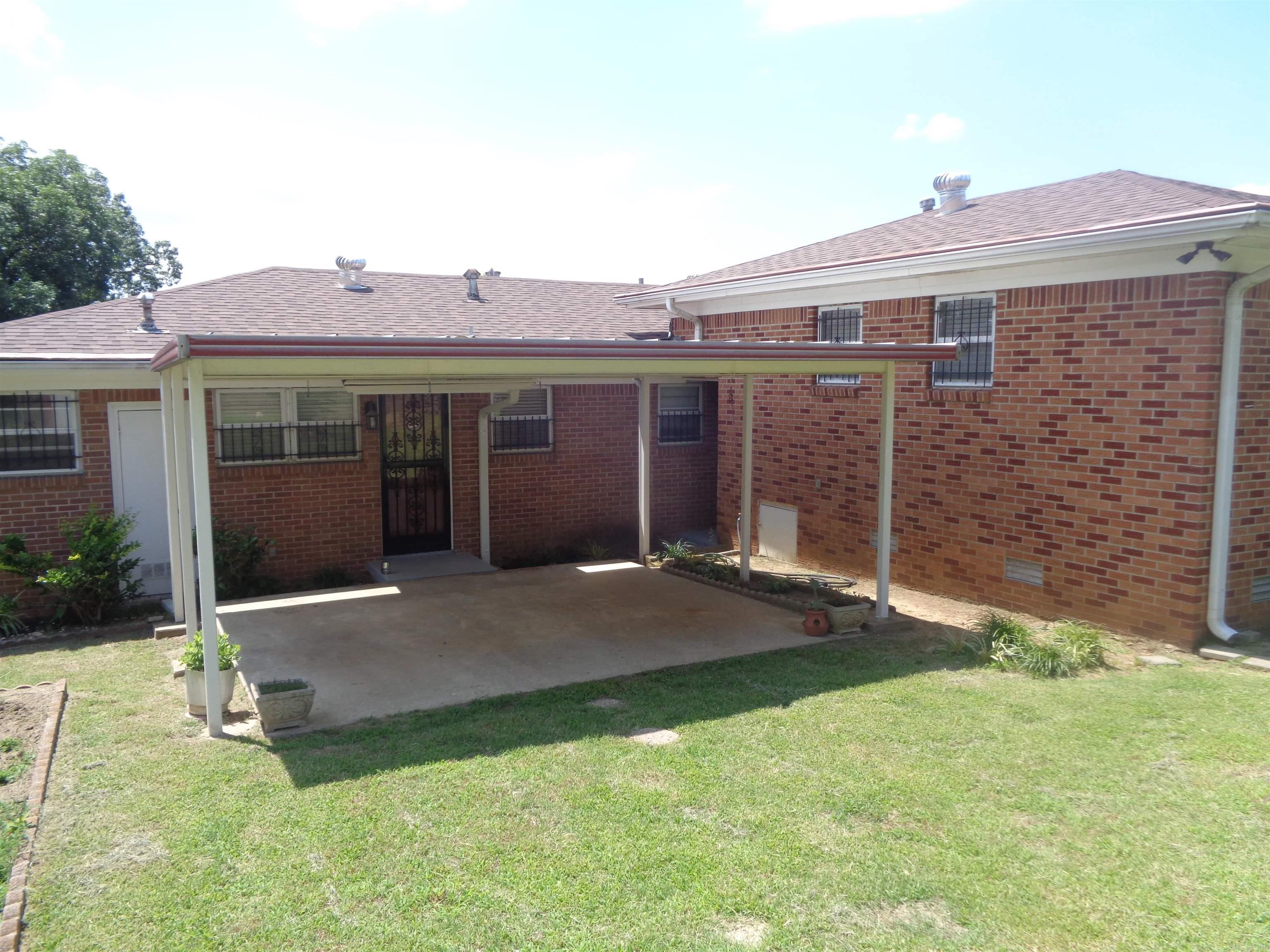 7  Chicago  Little Rock, AR