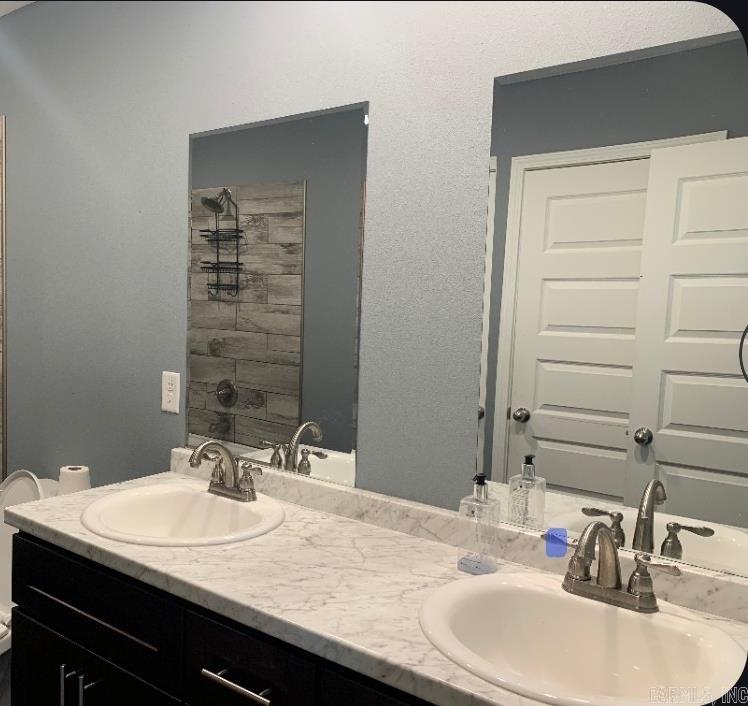 403 Elizabeth Dr Paragould, AR 72450