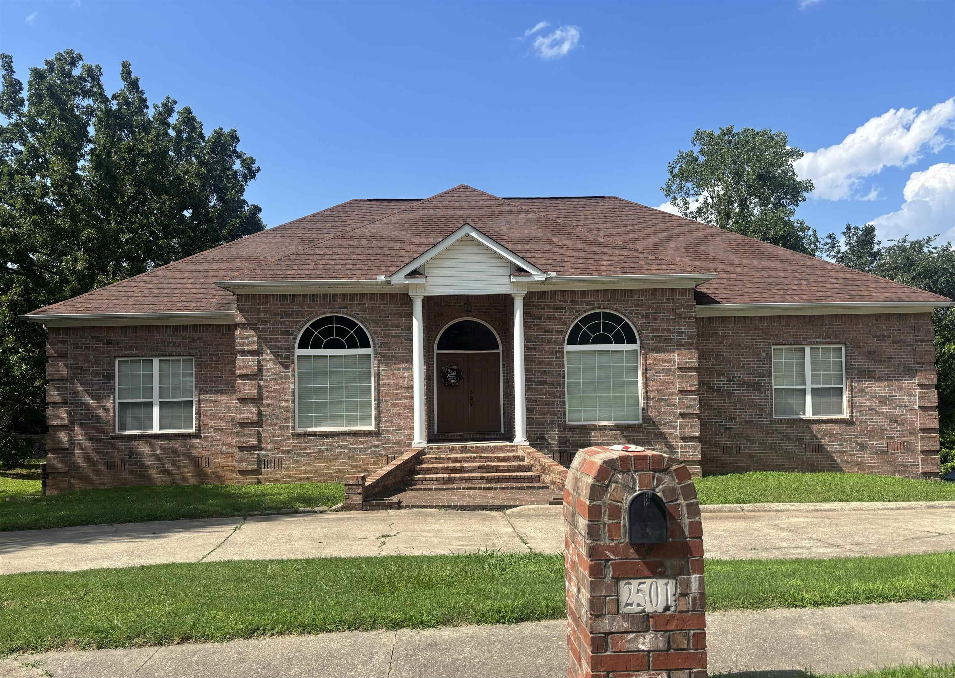 2501  Calico Creek  North Little Rock, AR