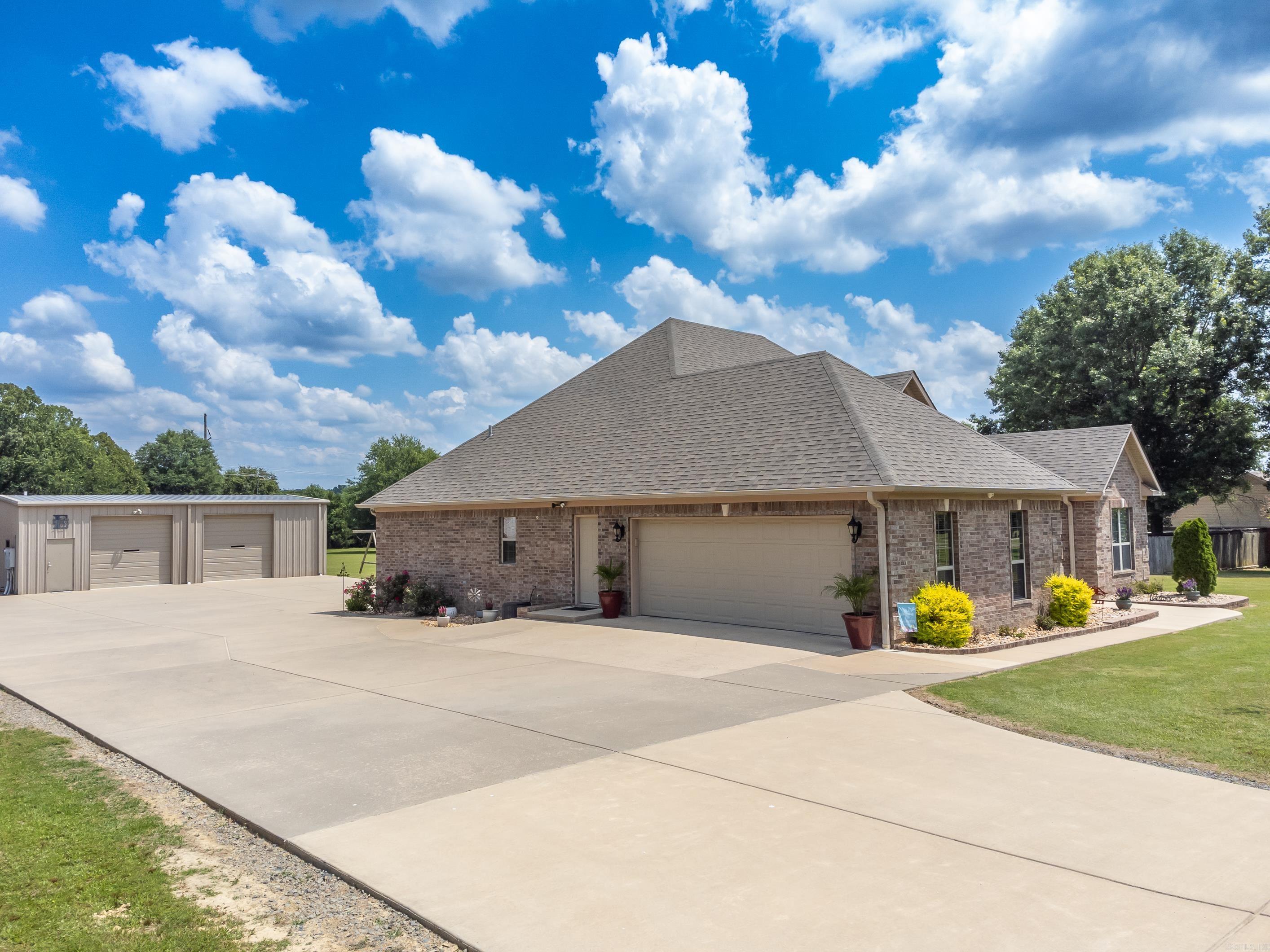 18  Sheila  Greenbrier, AR