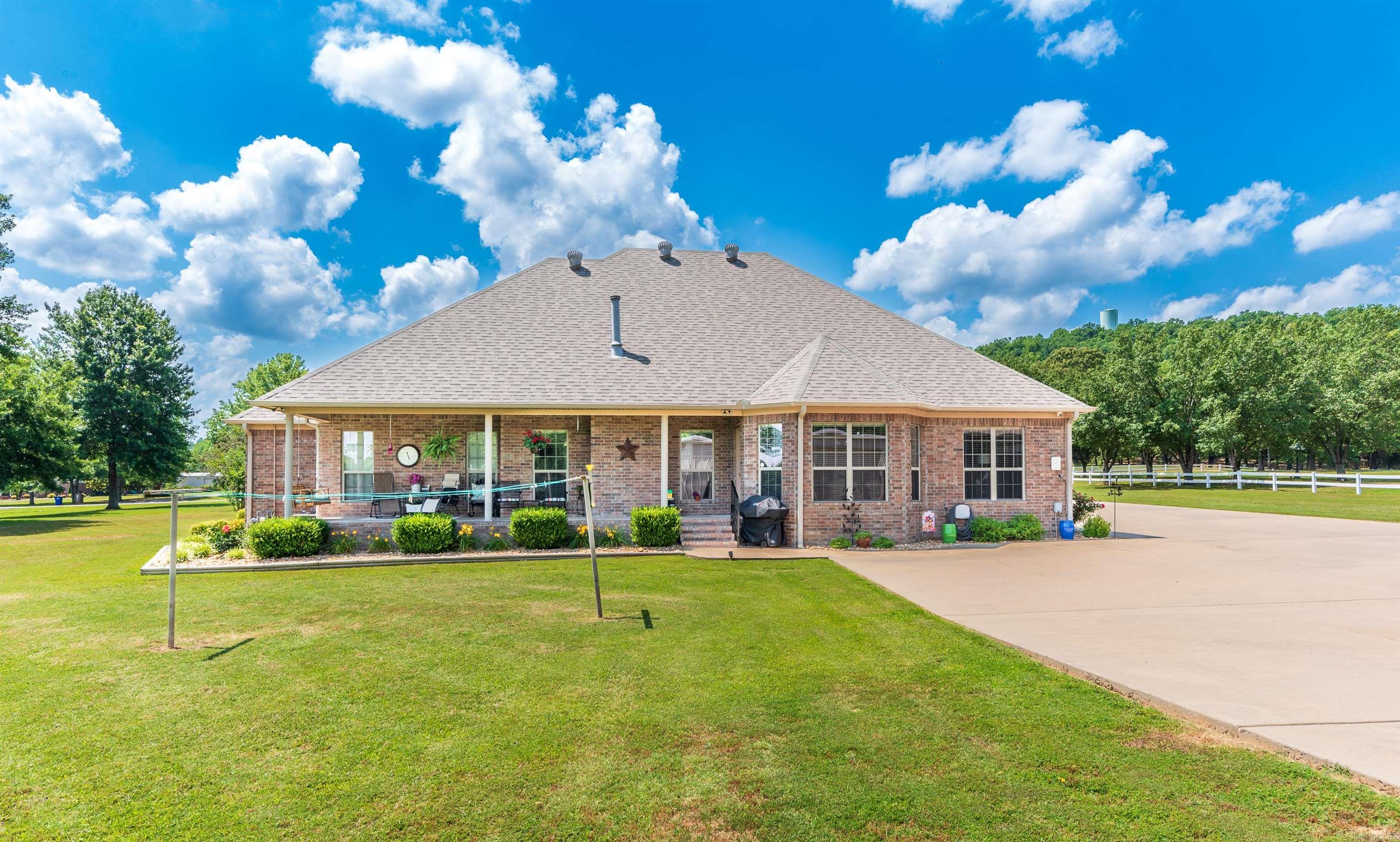 18  Sheila  Greenbrier, AR