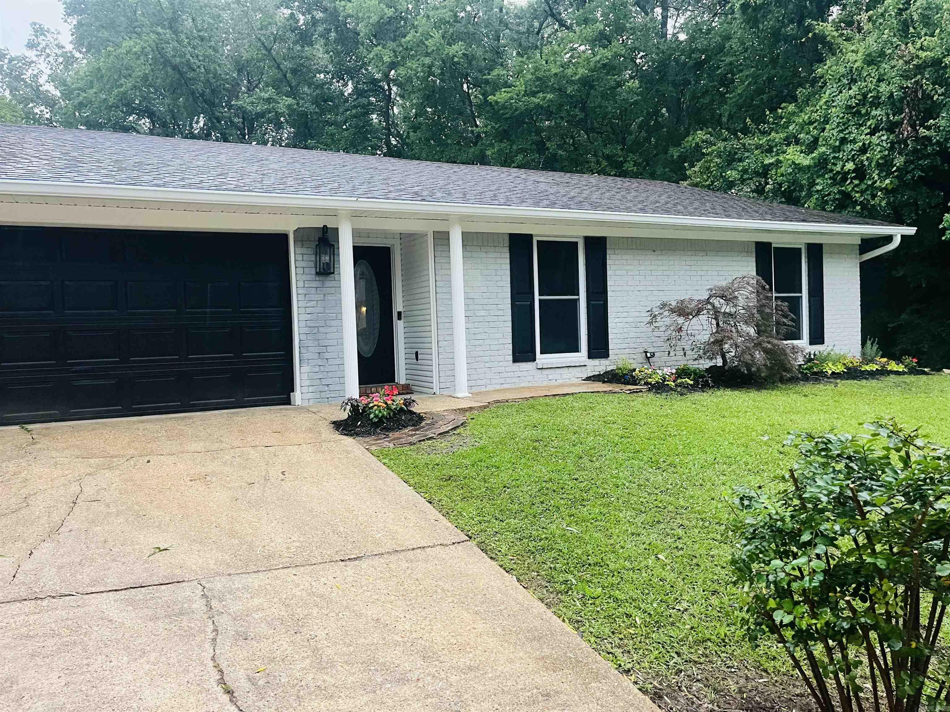 2715  Deer Crossing  El Dorado, AR