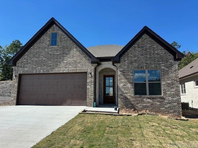 710 Edgewood Circle