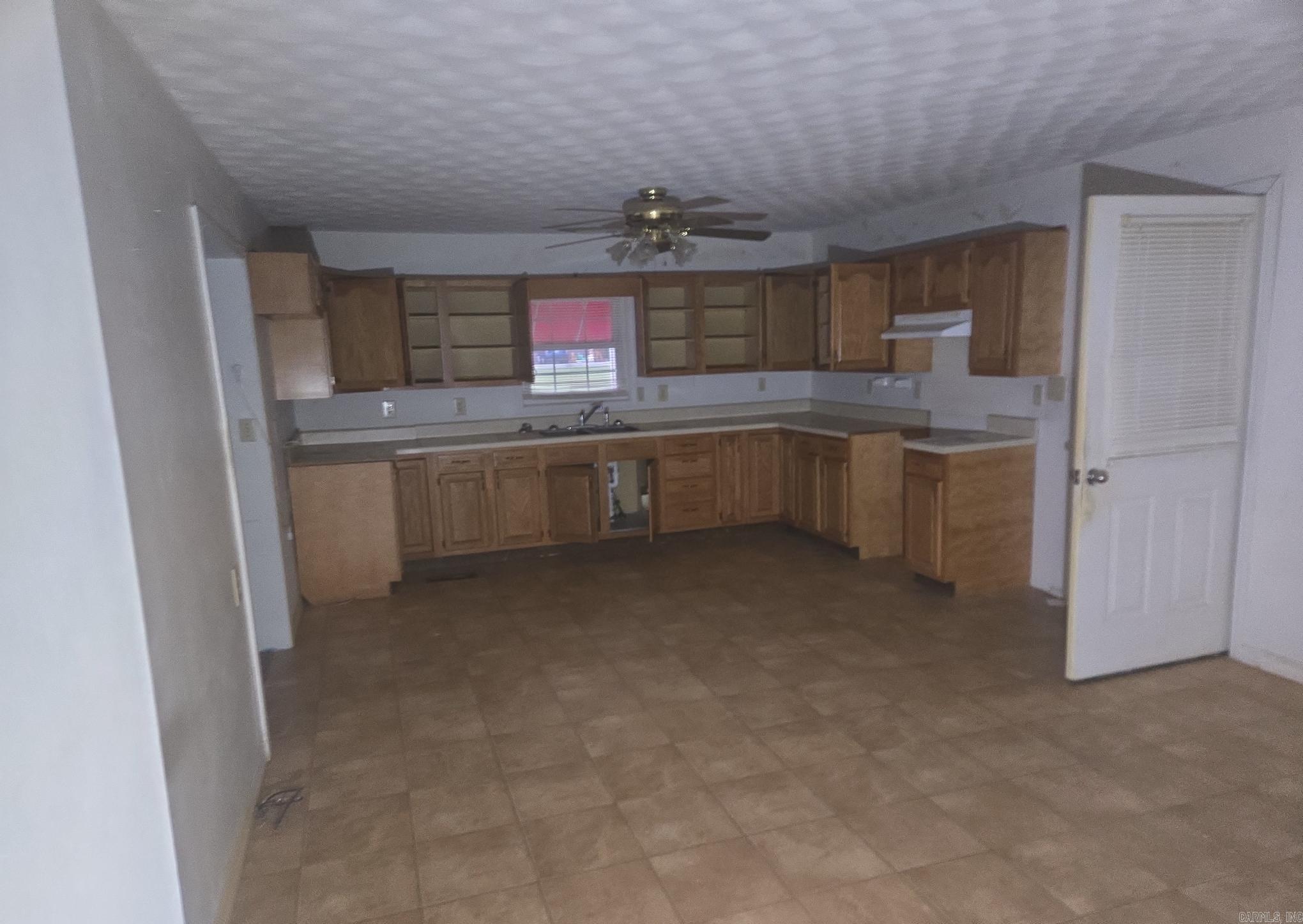 1851 W Clay  Piggott, AR