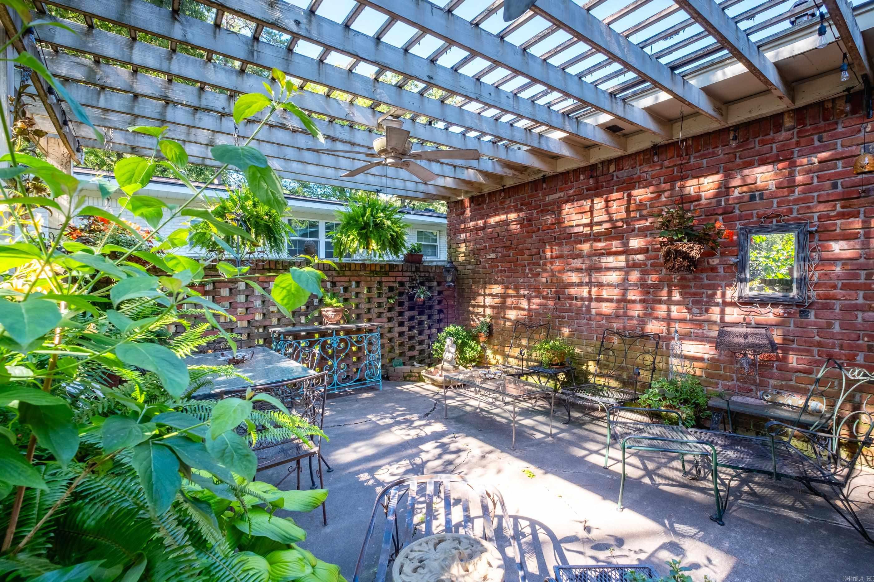 18  Diana Drive  Little Rock, AR