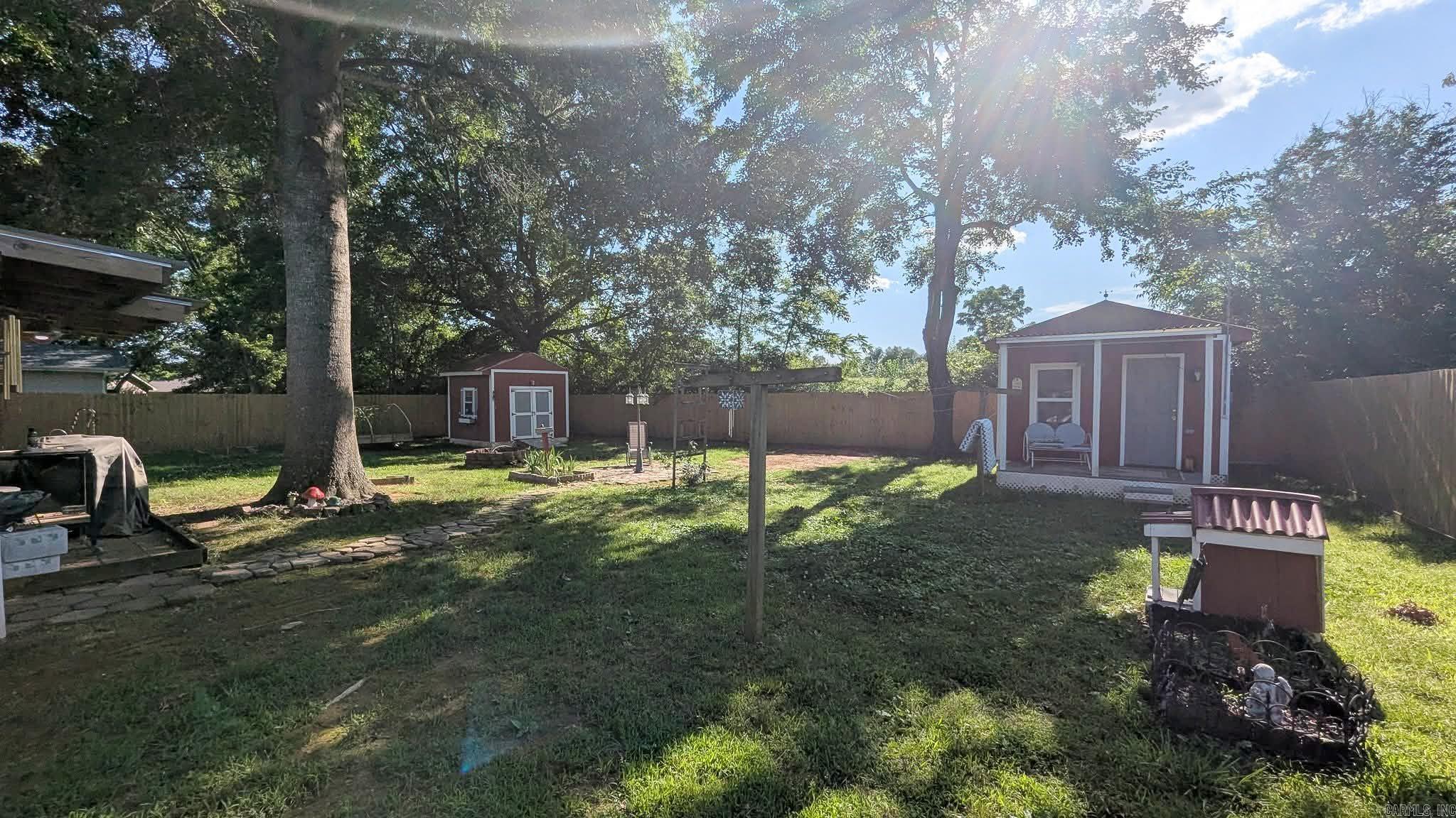 1604  Meadowbrook  Mountain Home, AR
