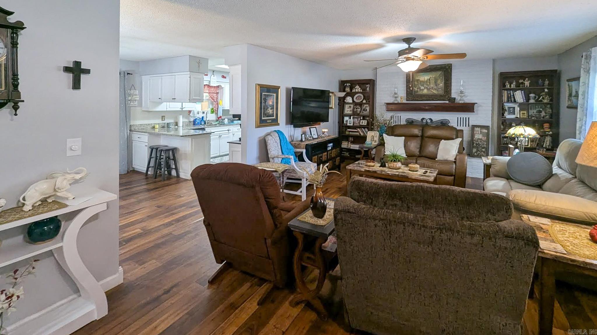 1604  Meadowbrook  Mountain Home, AR