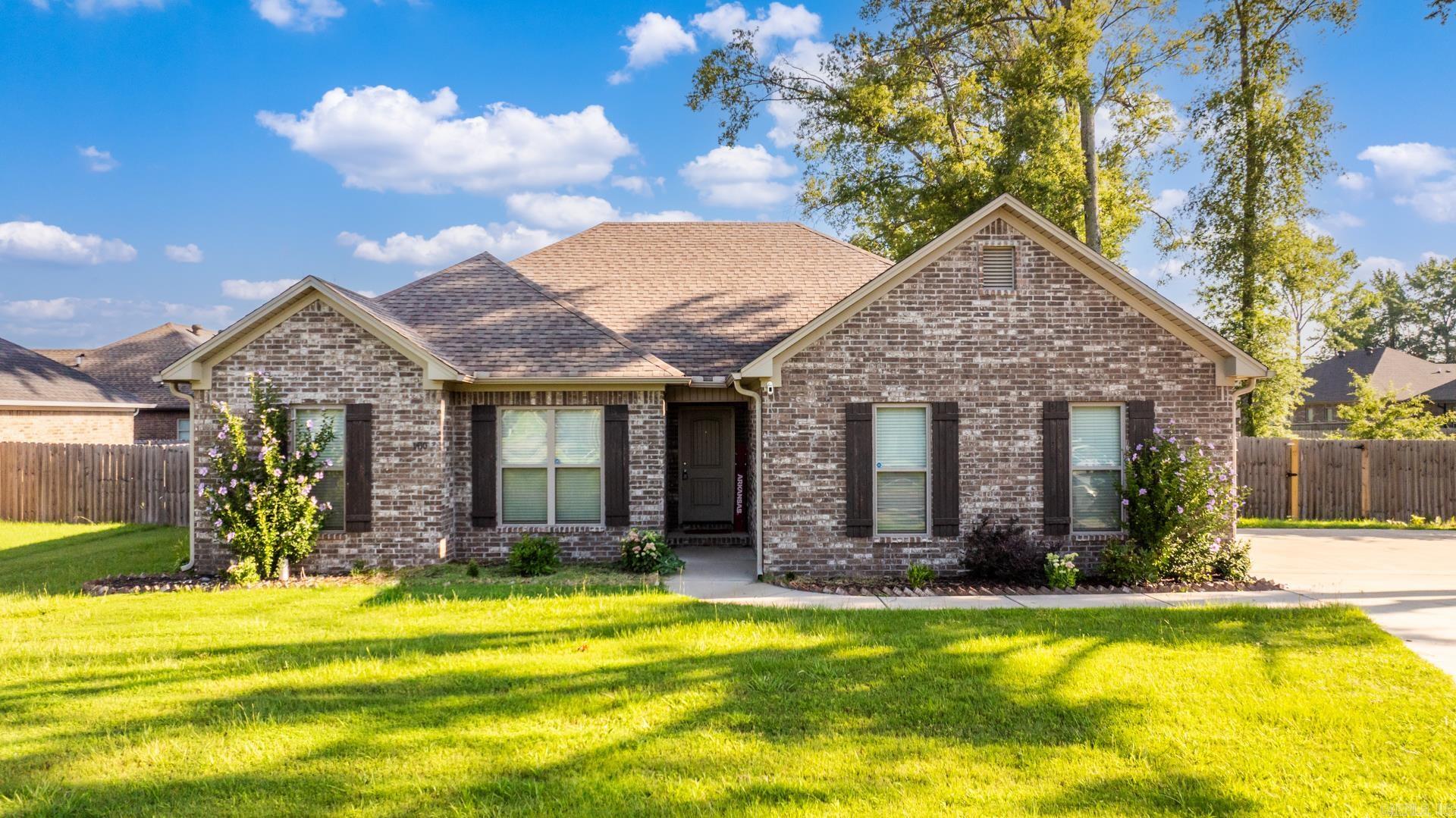 1410 Bill Lucy Dr.
