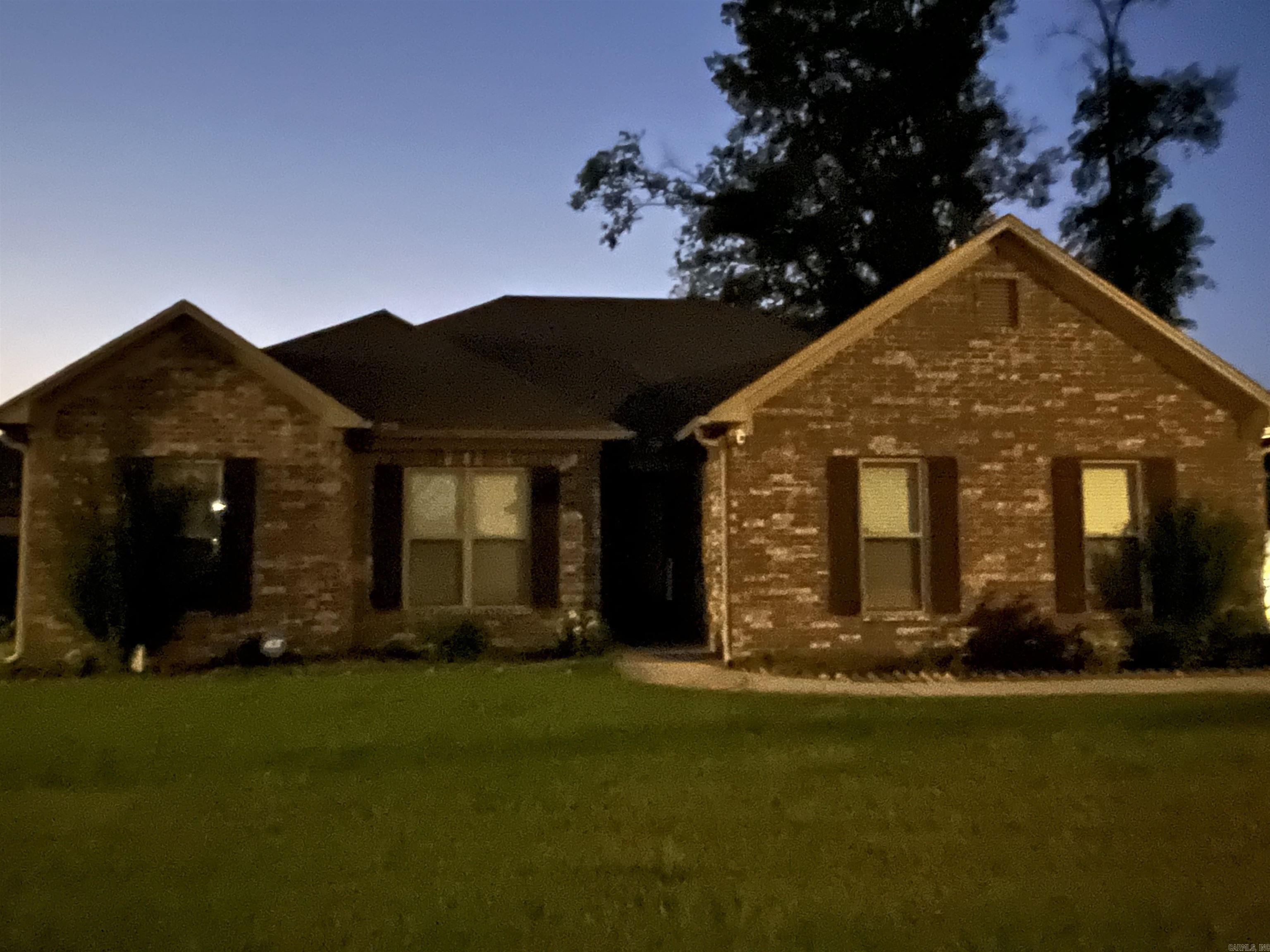 1410  Bill Lucy Dr.  Conway, AR