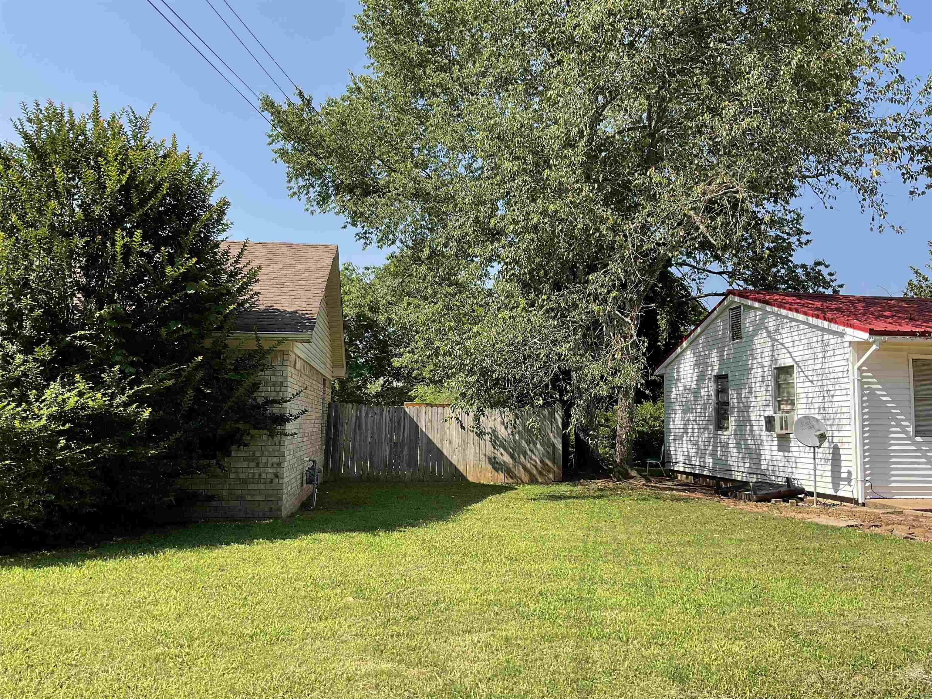 390  Patton  Clinton, AR