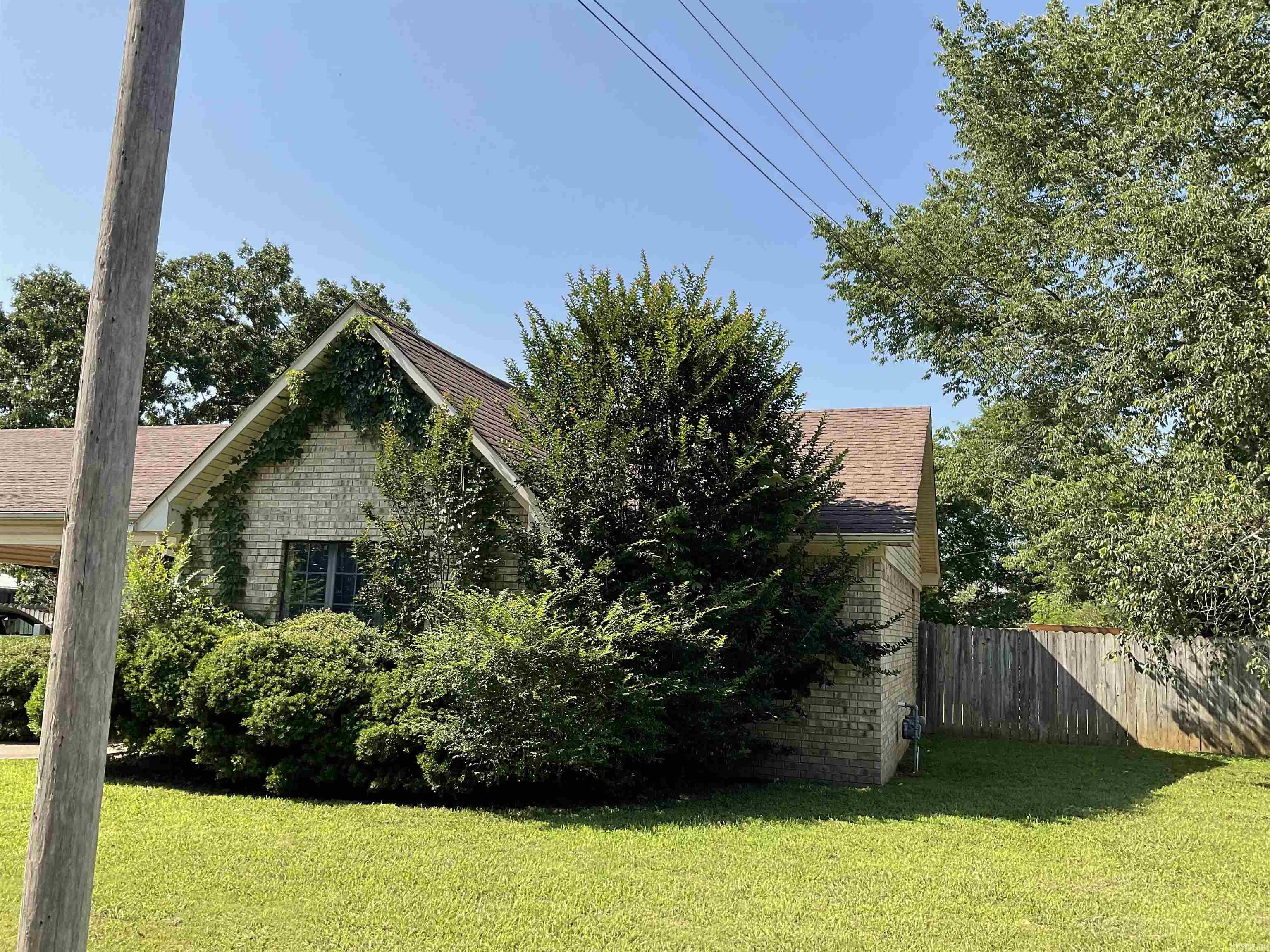 390  Patton  Clinton, AR
