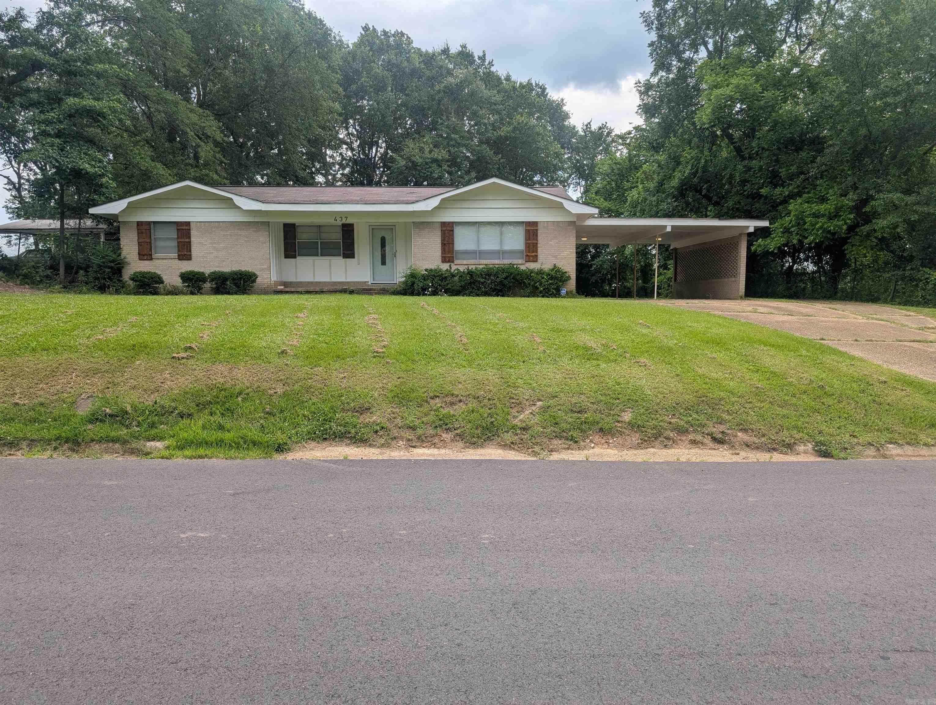 437  Union Avenue  Camden, AR