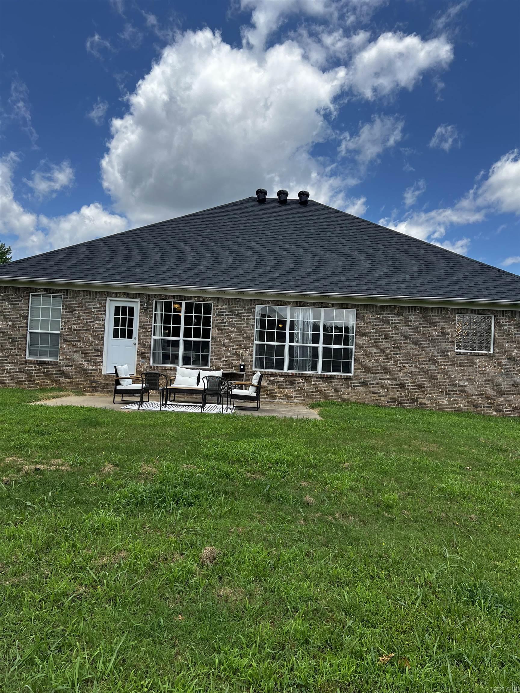 11  Willow Cove  Cabot, AR