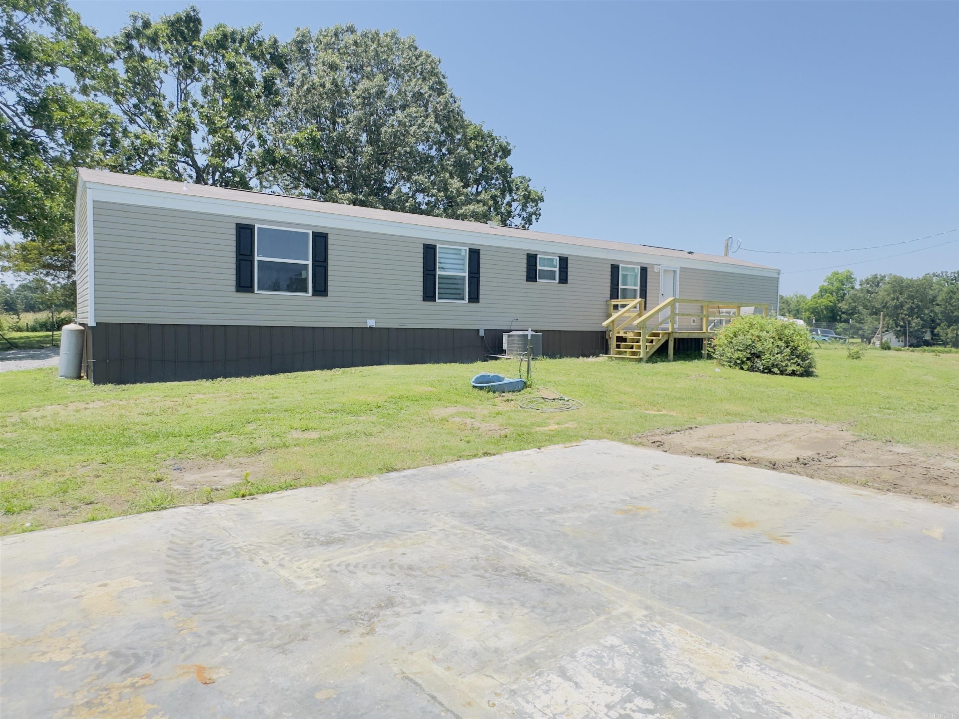 888  Hwy 289  Sage, AR