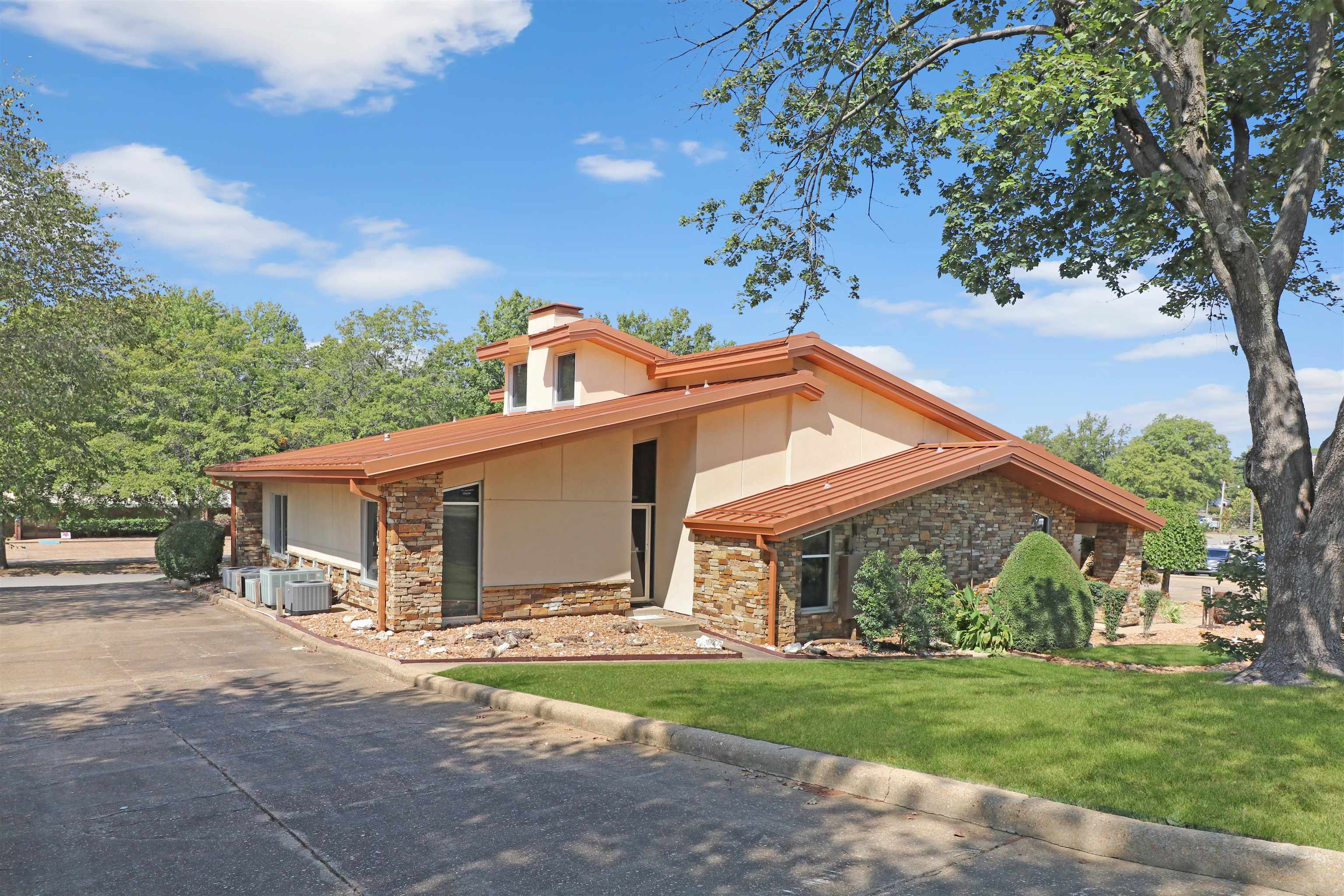 906  Osler Drive  Jonesboro, AR