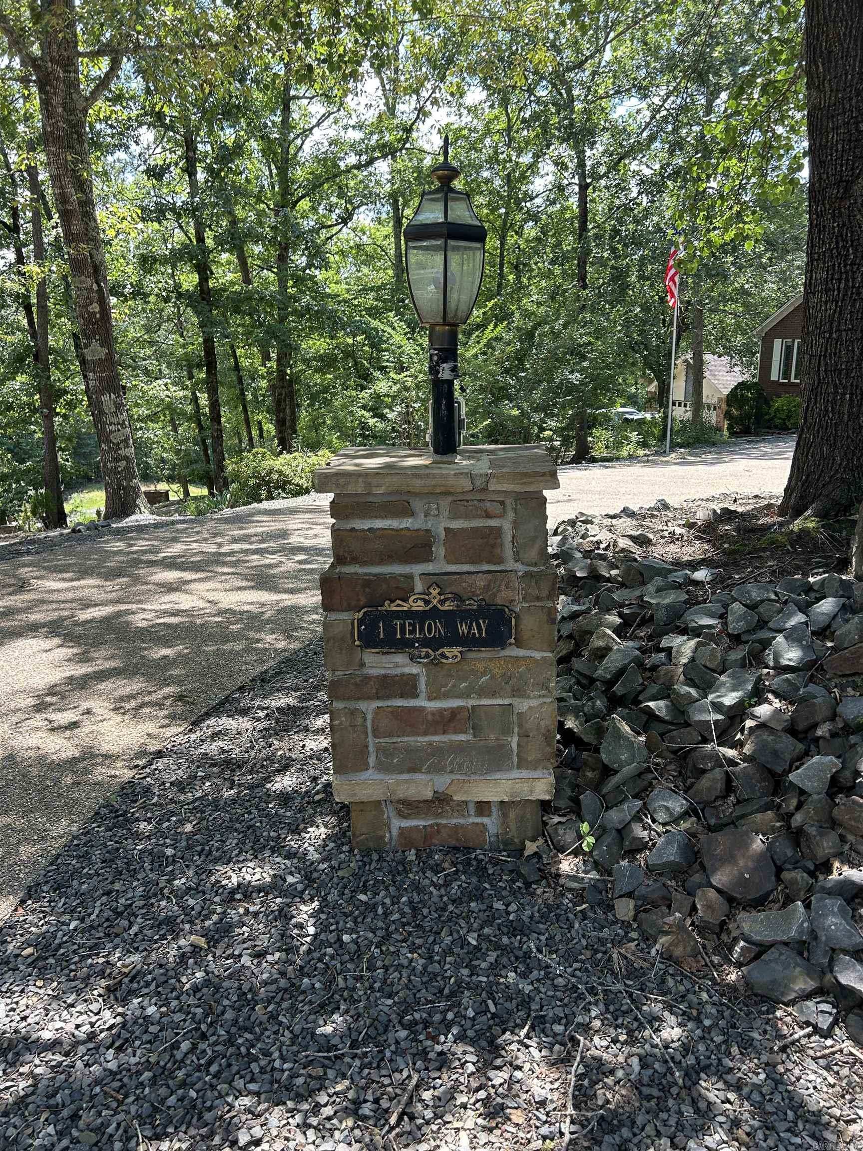 1 Telon  Hot Springs Village, AR