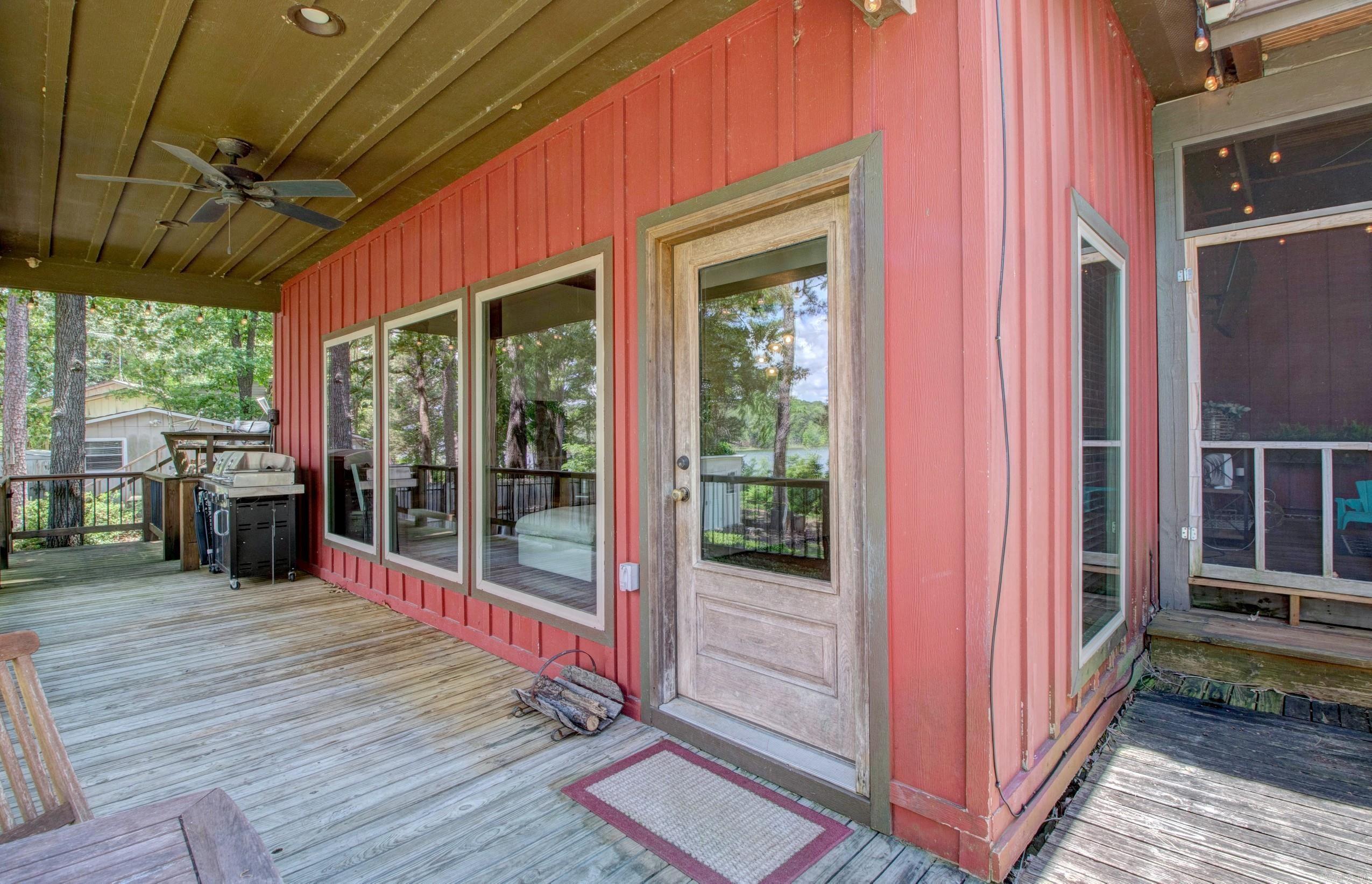 30  Cedar  Higden, AR