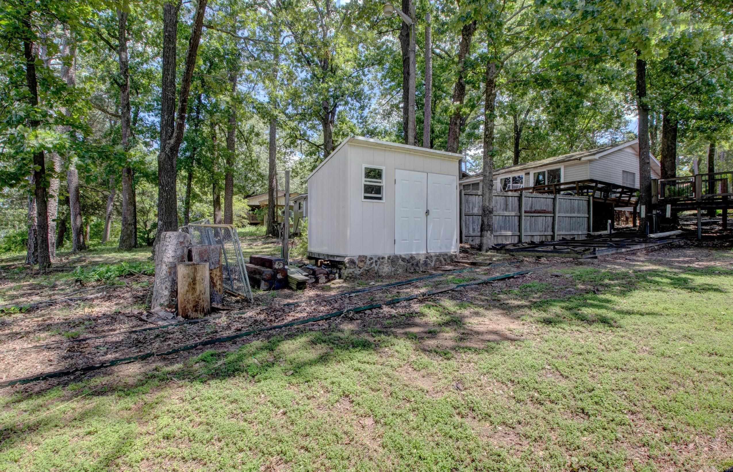 30  Cedar  Higden, AR