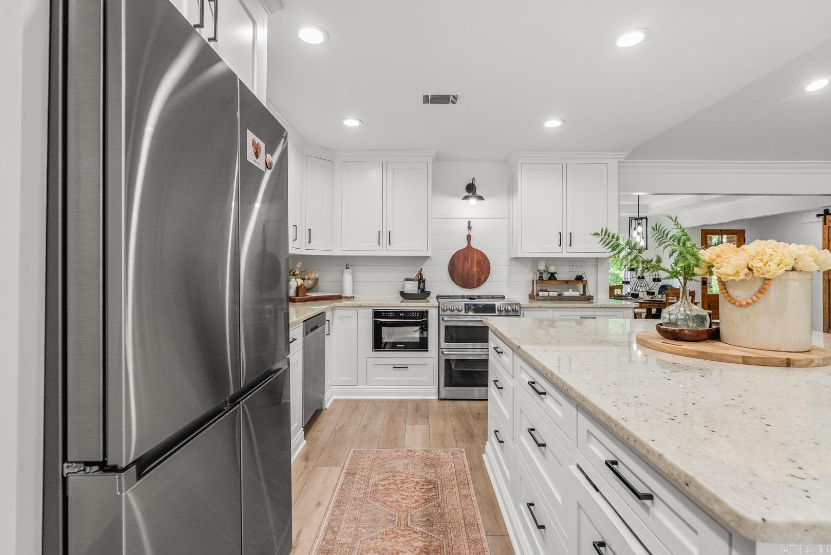 14320  Bradley  Maumelle, AR