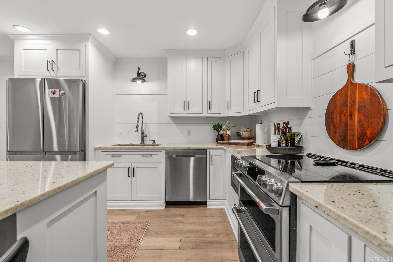 14320  Bradley  Maumelle, AR