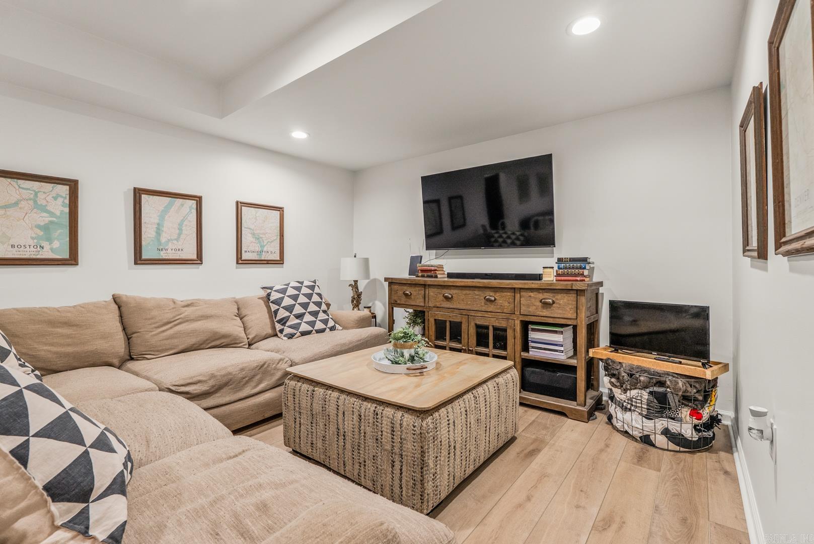 14320  Bradley  Maumelle, AR