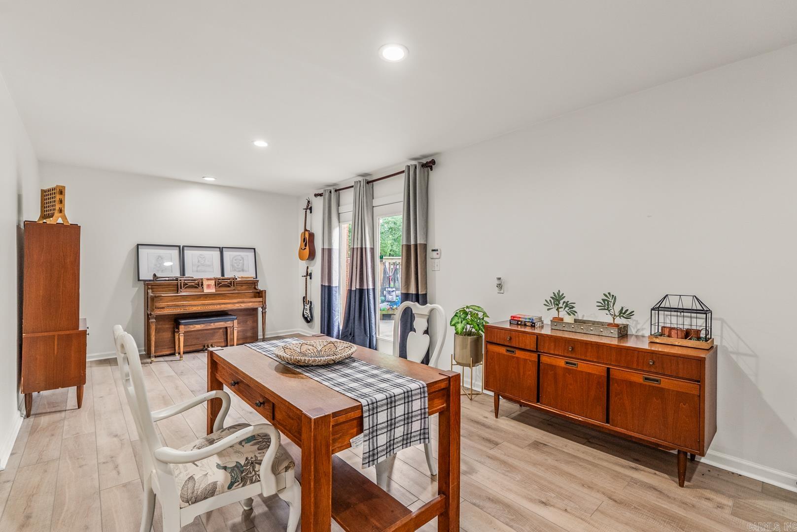 14320  Bradley  Maumelle, AR