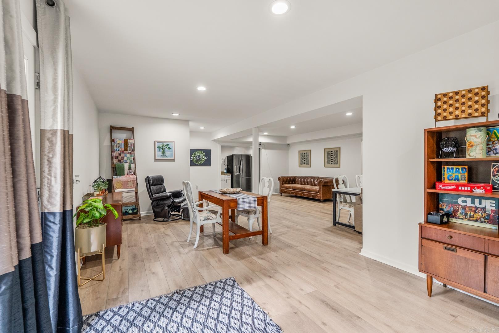 14320  Bradley  Maumelle, AR