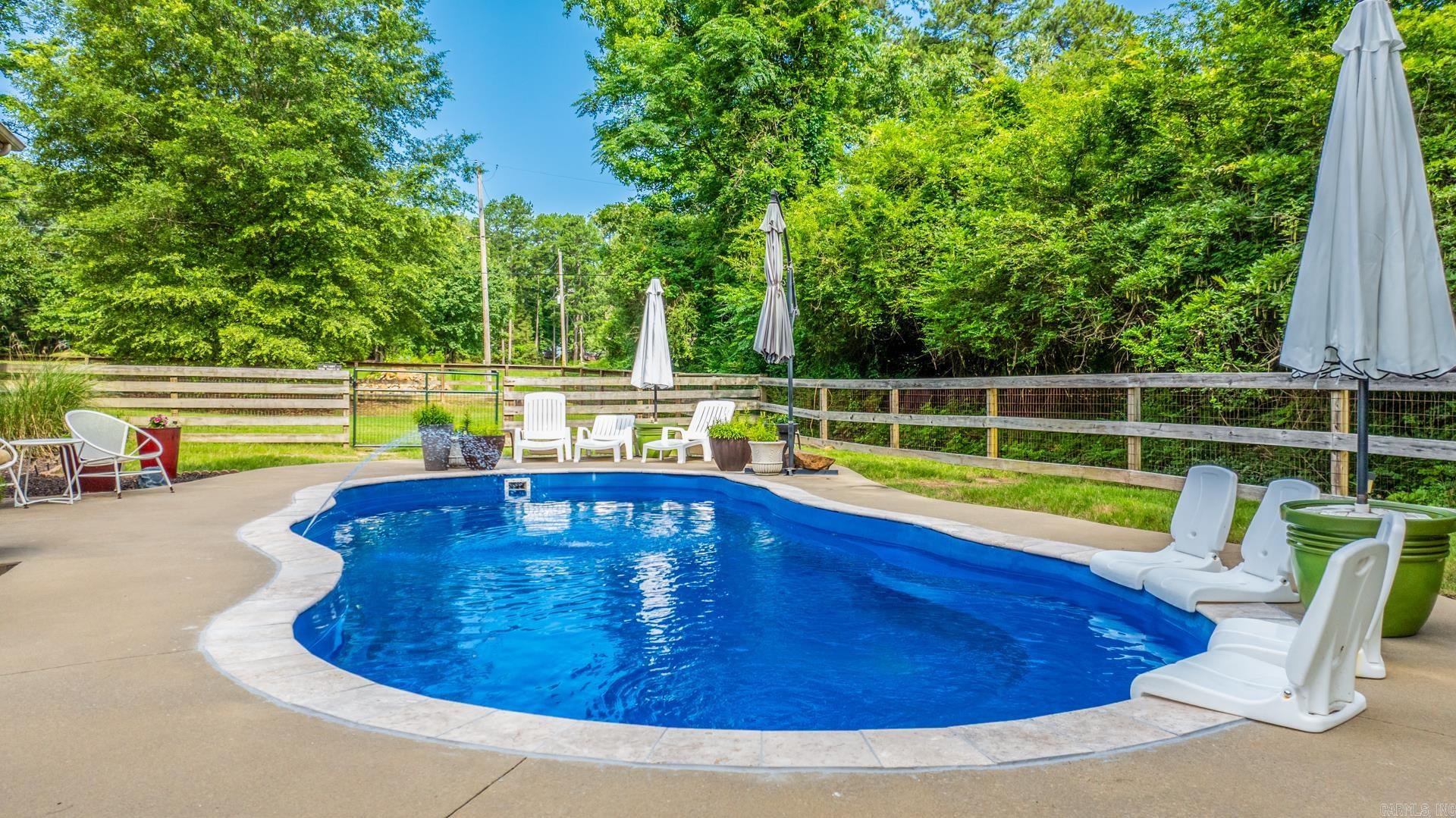 14320 Bradley Road Maumelle, AR 72113