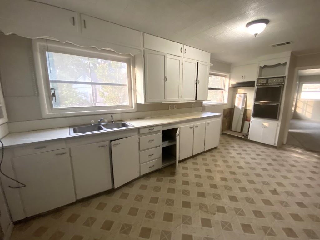 1614  Dewey  Newport, AR
