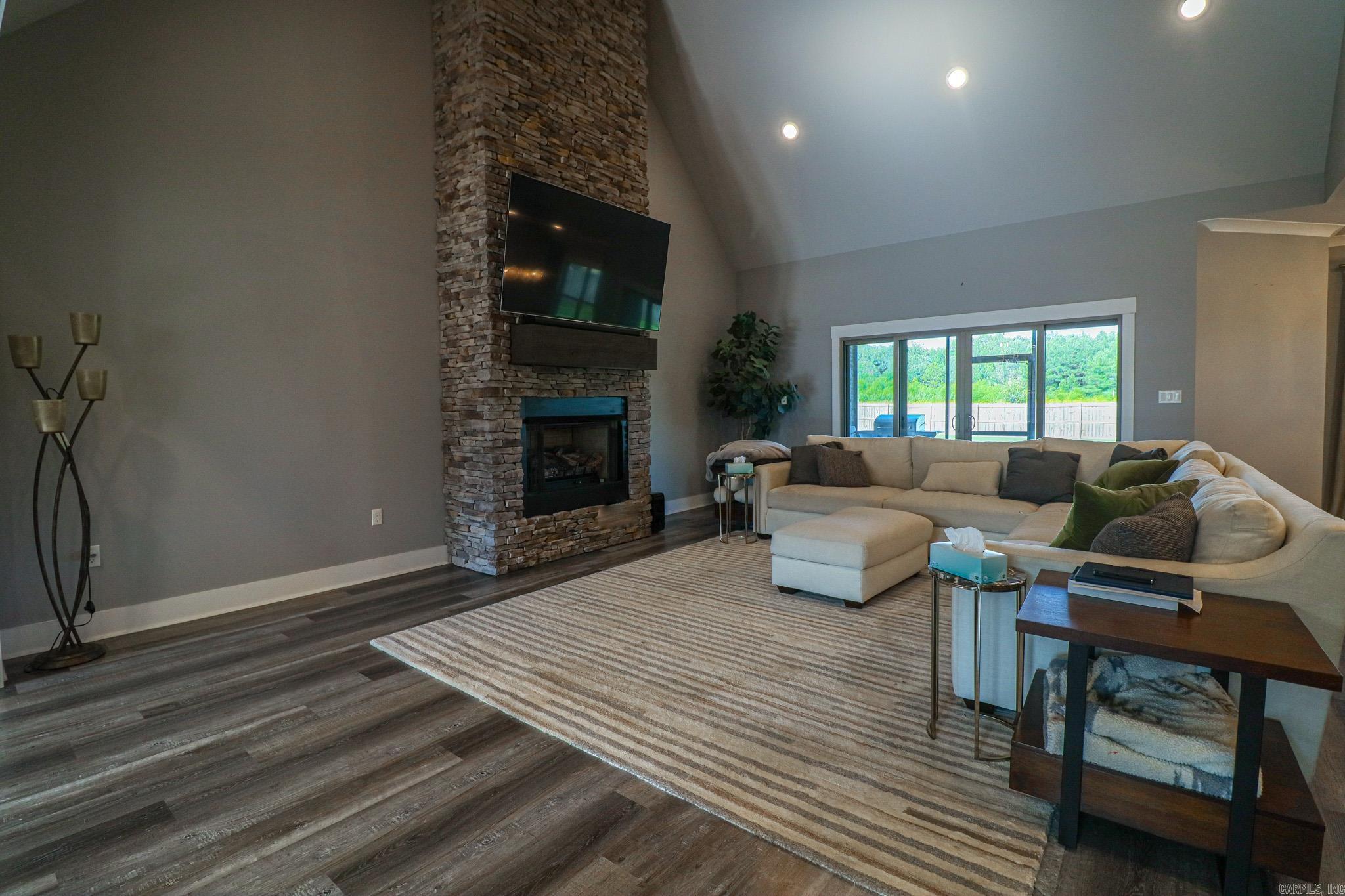 3524 Lake Pointe Jonesboro, AR 72404