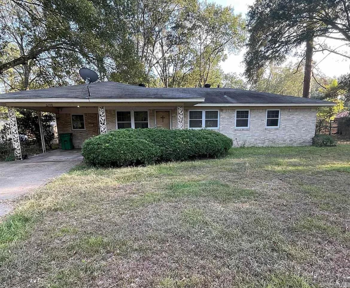 2208 W 39th  Pine Bluff, AR