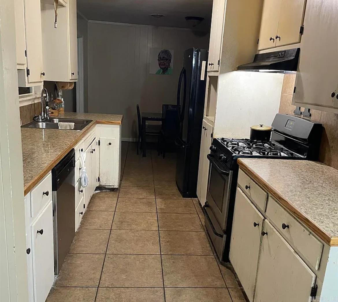 2208 W 39th  Pine Bluff, AR