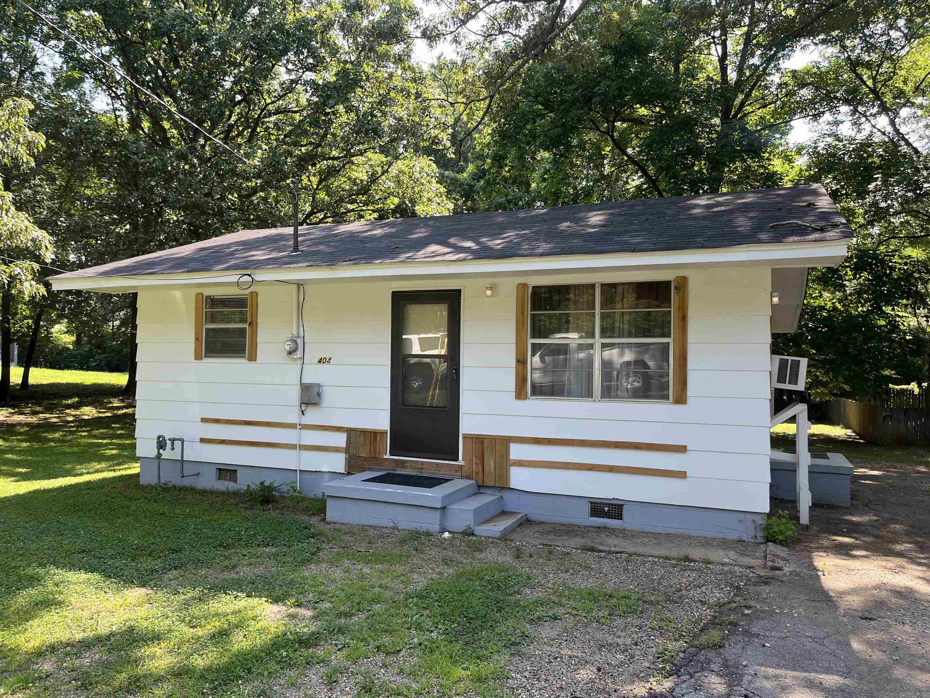 404 Rogers Jonesboro, AR 72401