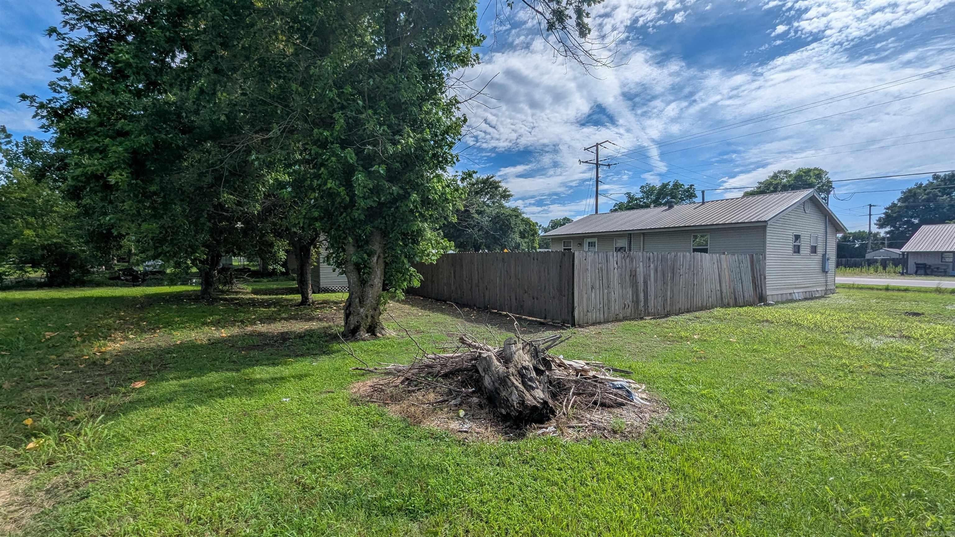 620 N Main  Grubbs, AR