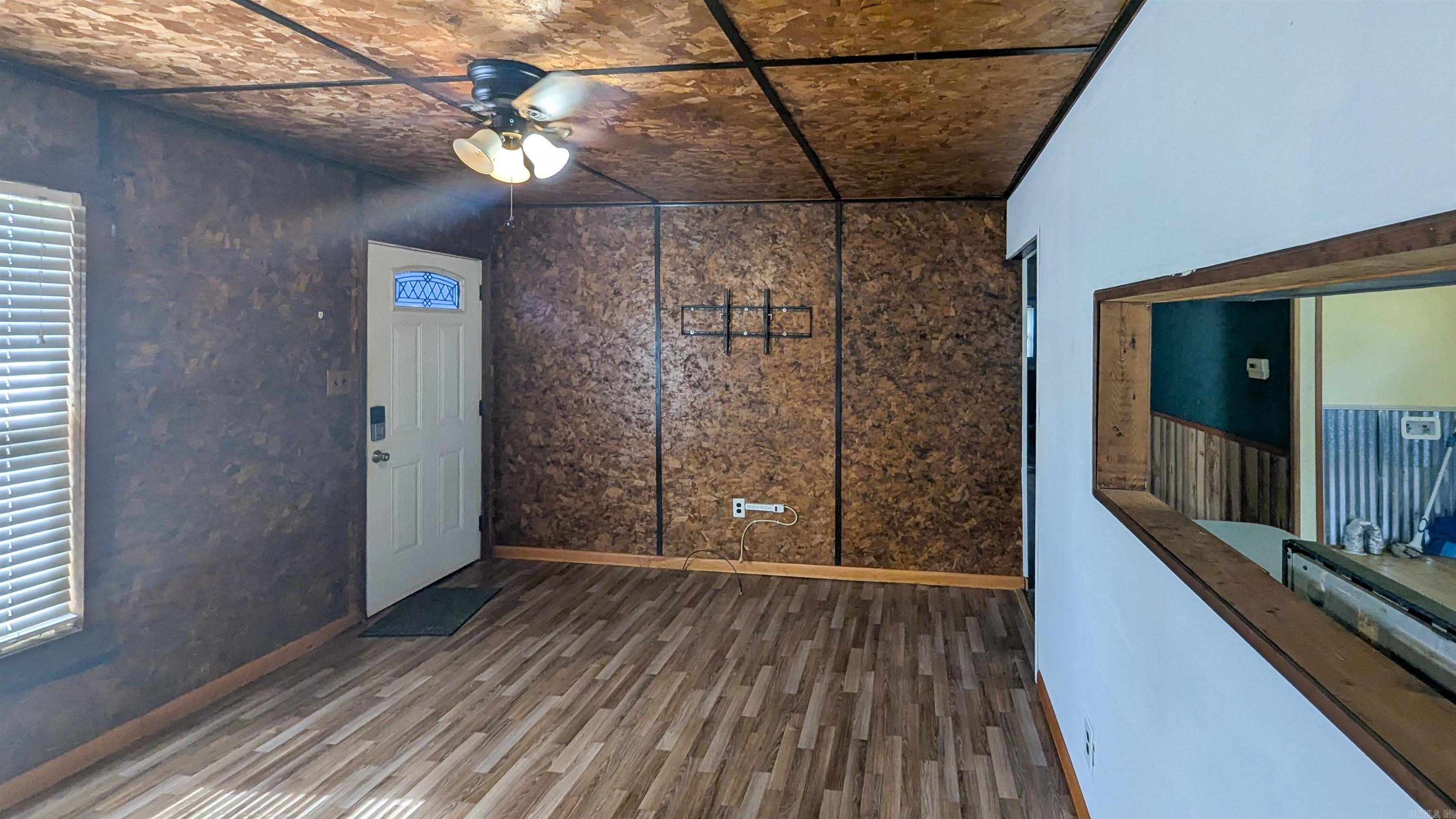 620 N Main  Grubbs, AR