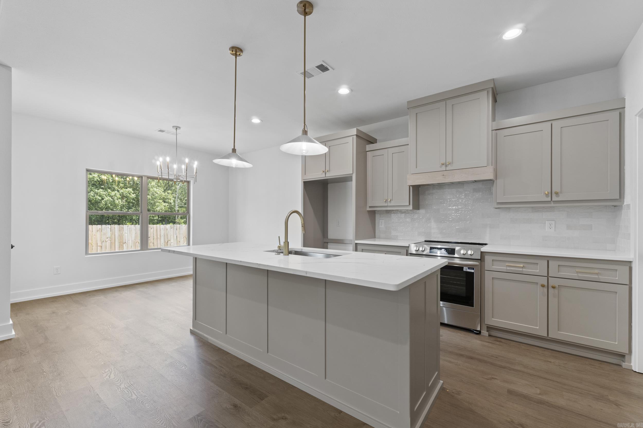 14 Morning Sun Cove Greenbrier, AR 72058