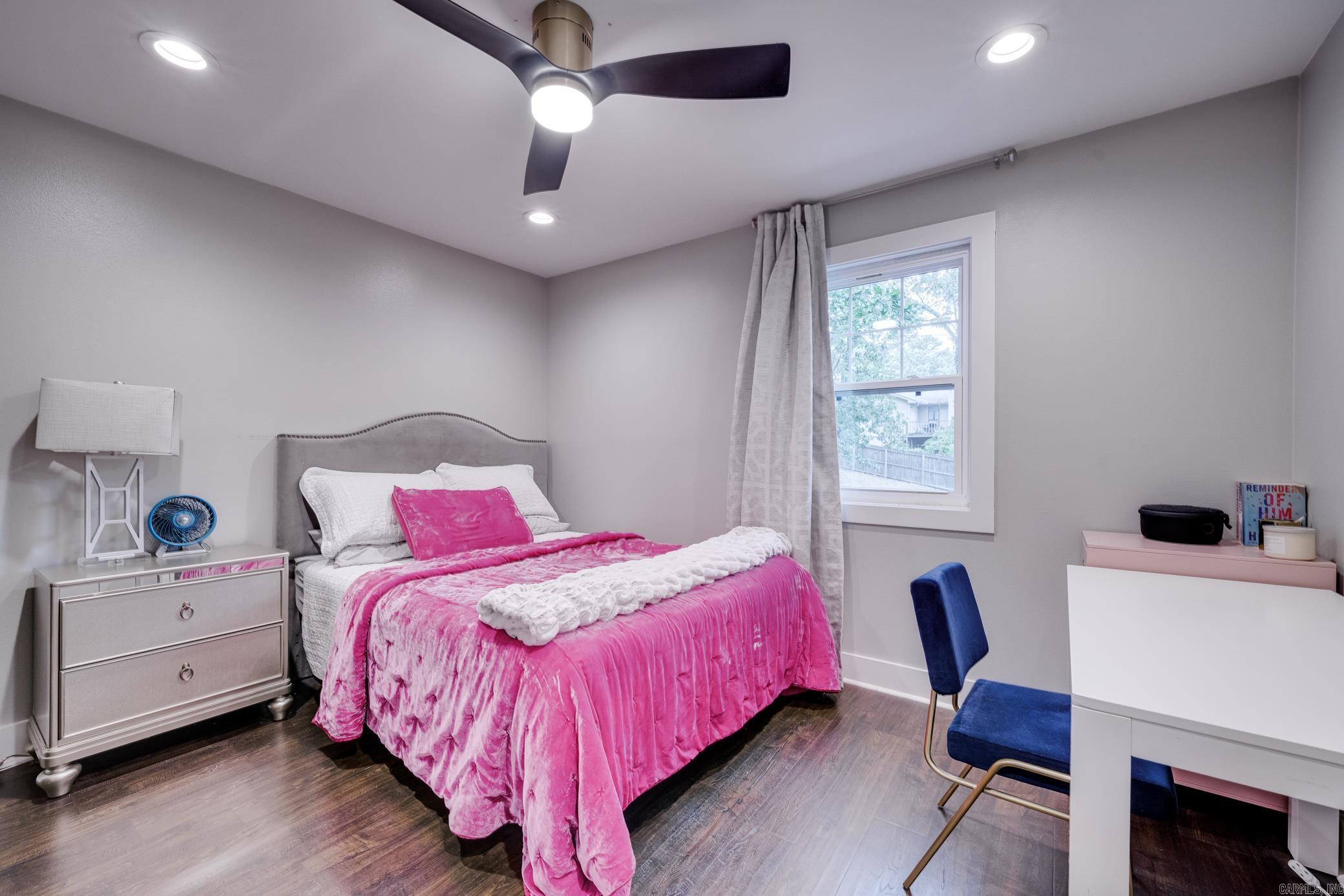 4100  Sam Peck  Little Rock, AR
